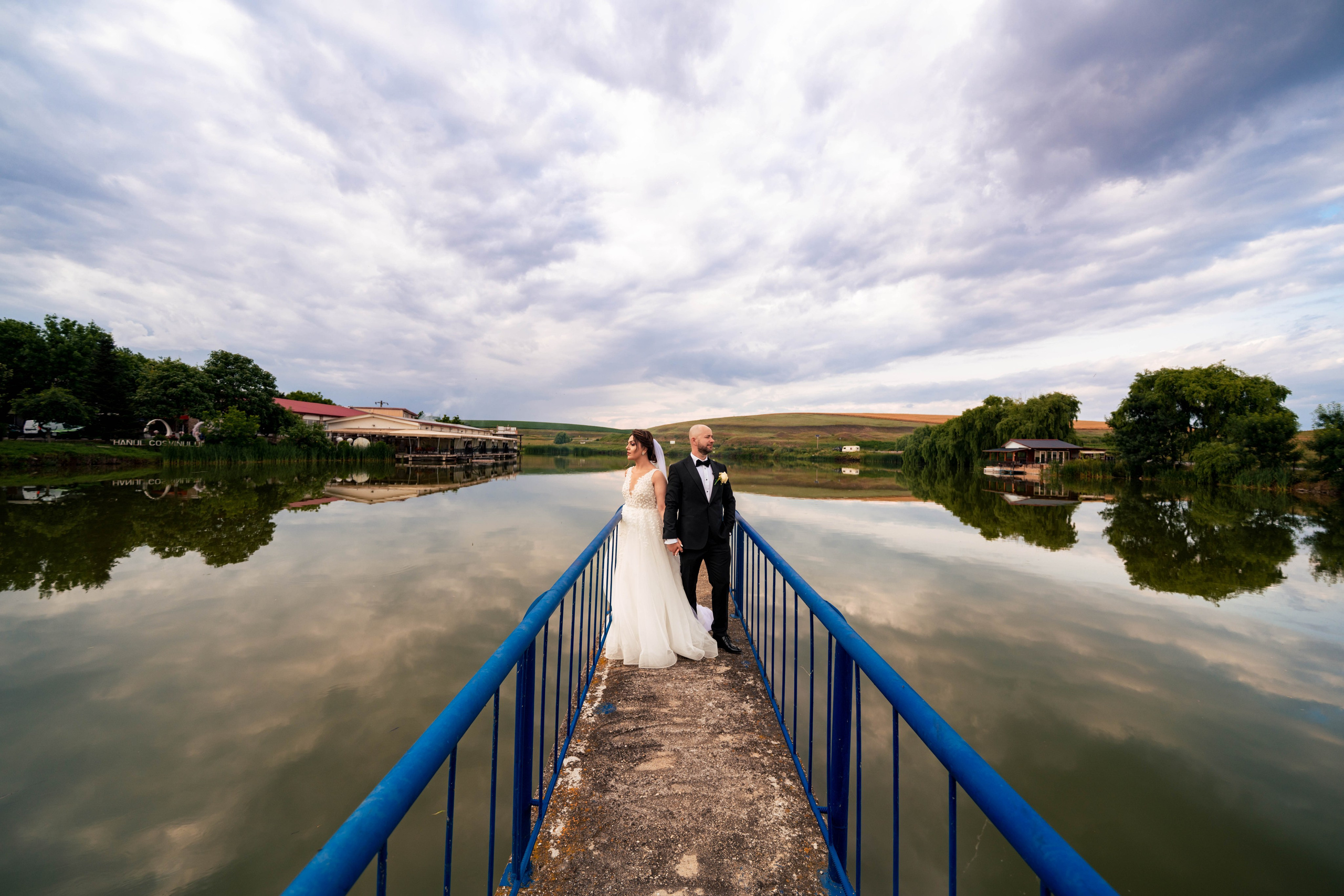 Crina & Cătălin. Acasă