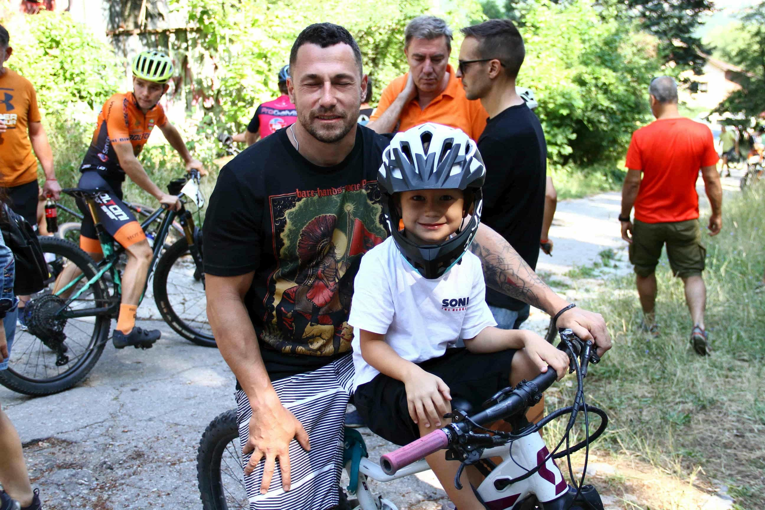 PhotoAdrenaline.com — СПОРТНА, РЕПОРТАЖНА и ПОРТРЕТНА Фотография