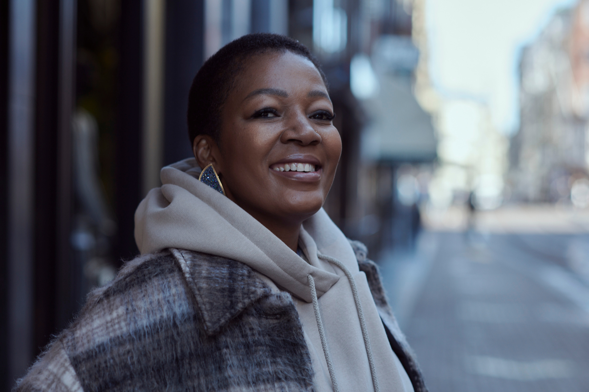 Mokgadi Seabi for Netflix. Portret, trouw en familie fotograaf in Amsterdam en Almere