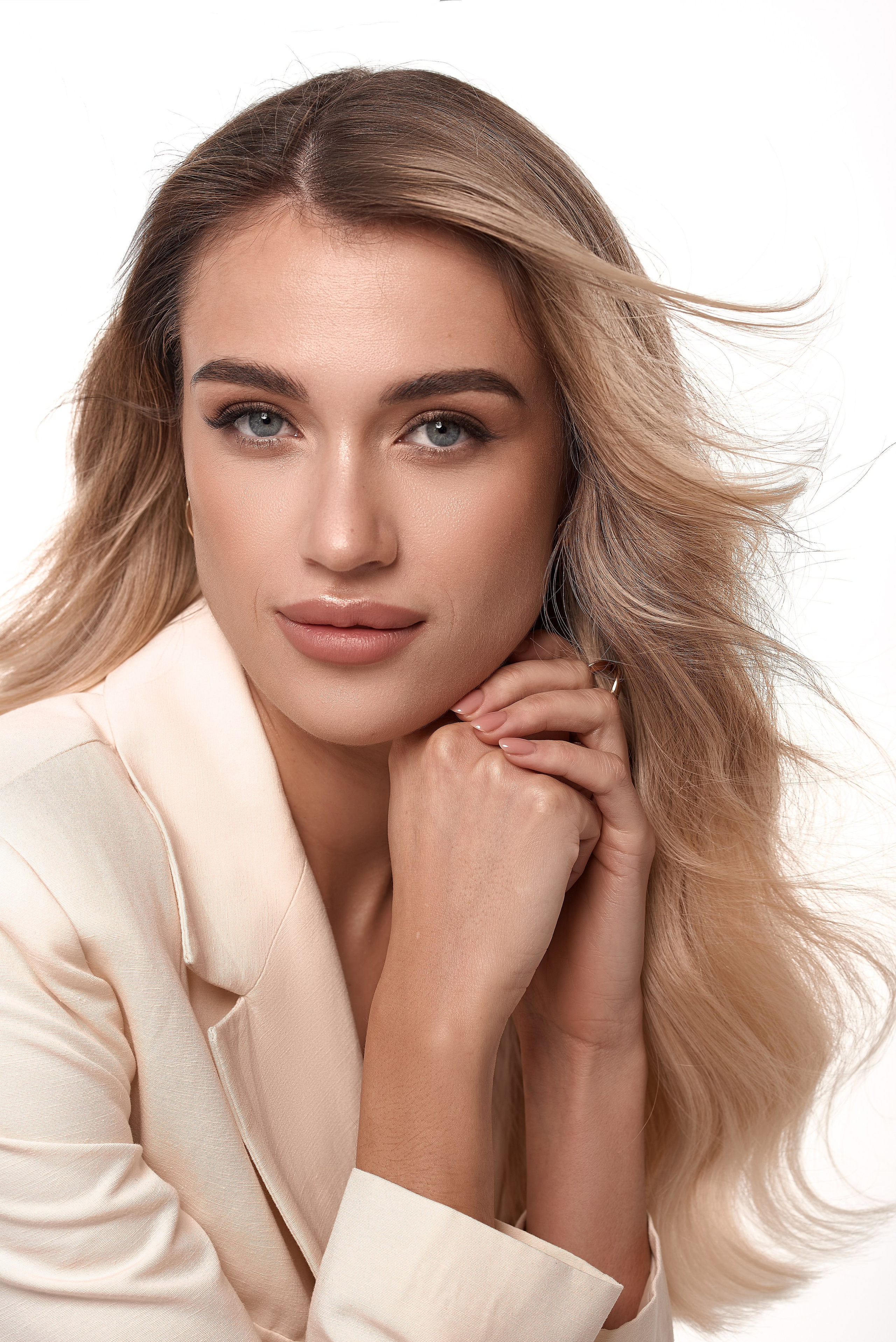 Fashion and Portrait Photographer in Paris — moda, personal, family, women, brand photoshoots. Portrait & Fashion Photographer | Сannes, Paris, Monaco, Dubai, Kyiv — - Alisa Postnykova