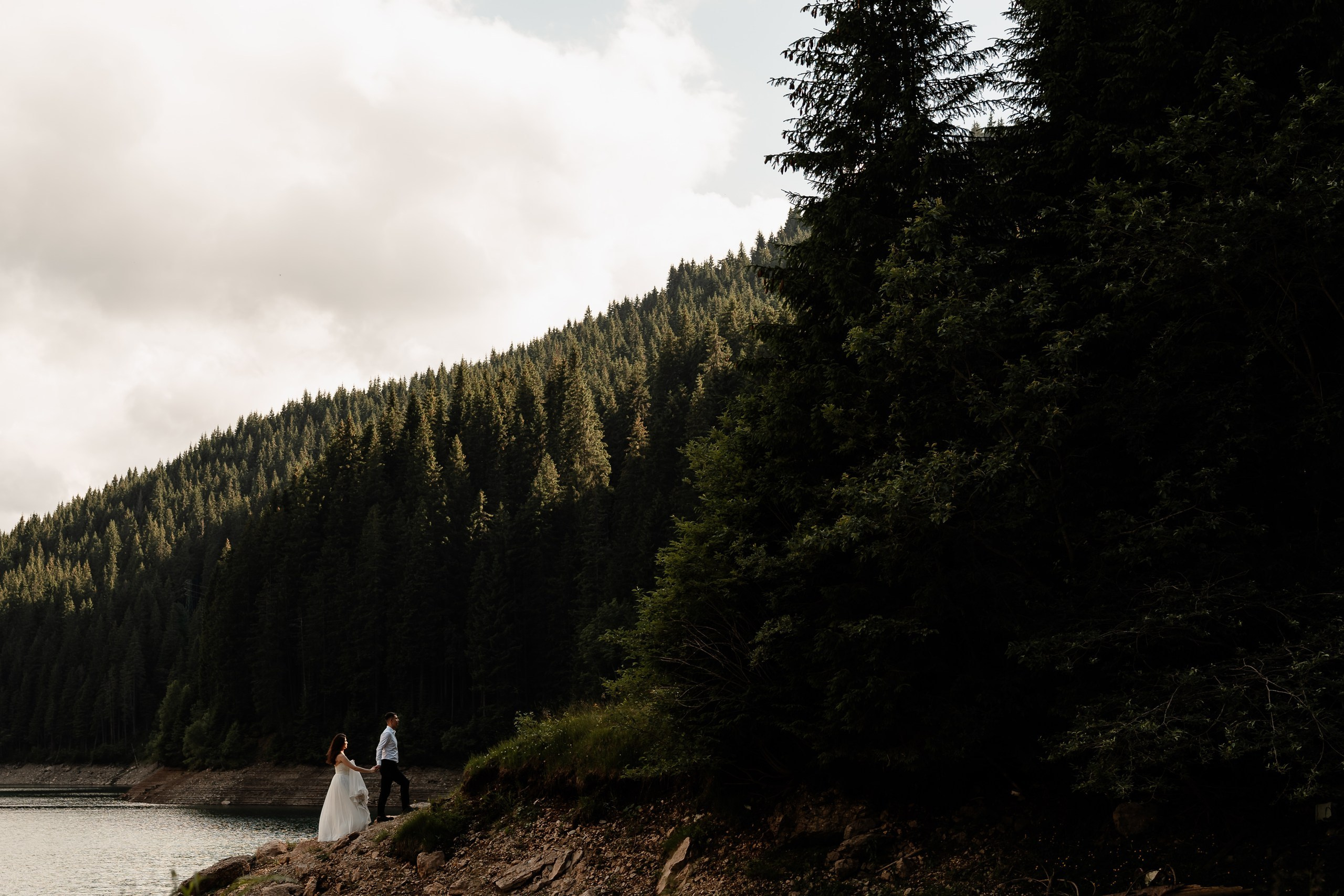 Trash the Dress la Lacul Bolboci | Mihai Popa Fotograf. Fotograf Nuntă & Botez București - Mihai Popa | Dincolo de oameni, imortalizez emoții!