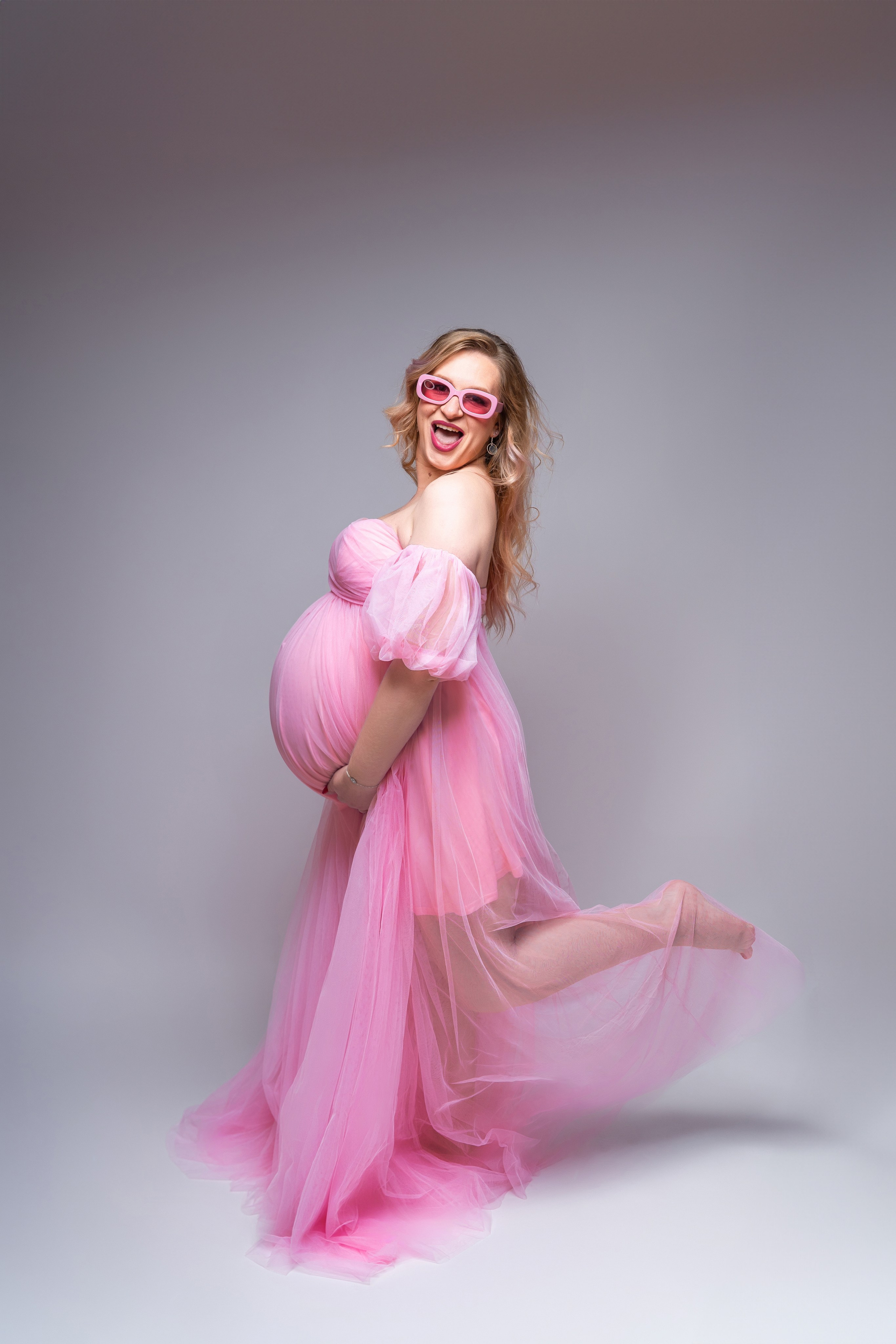 Photographe grossesse Paris, Pregnancy photographer Paris. Photographer in Paris