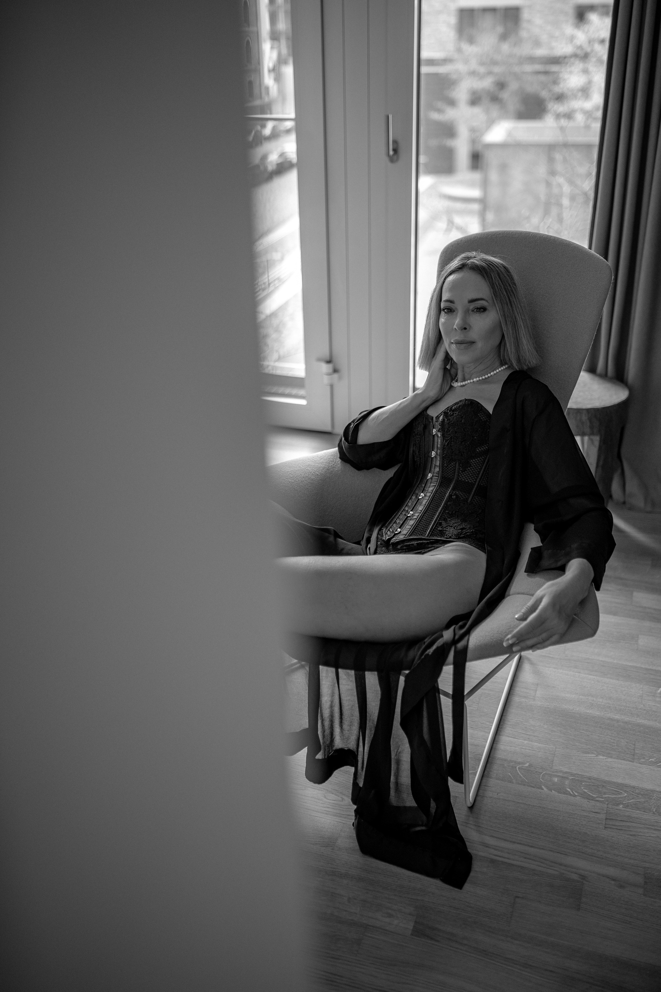 KIRA. Portrait photographer in Germany and all over Europe Mischa Blank