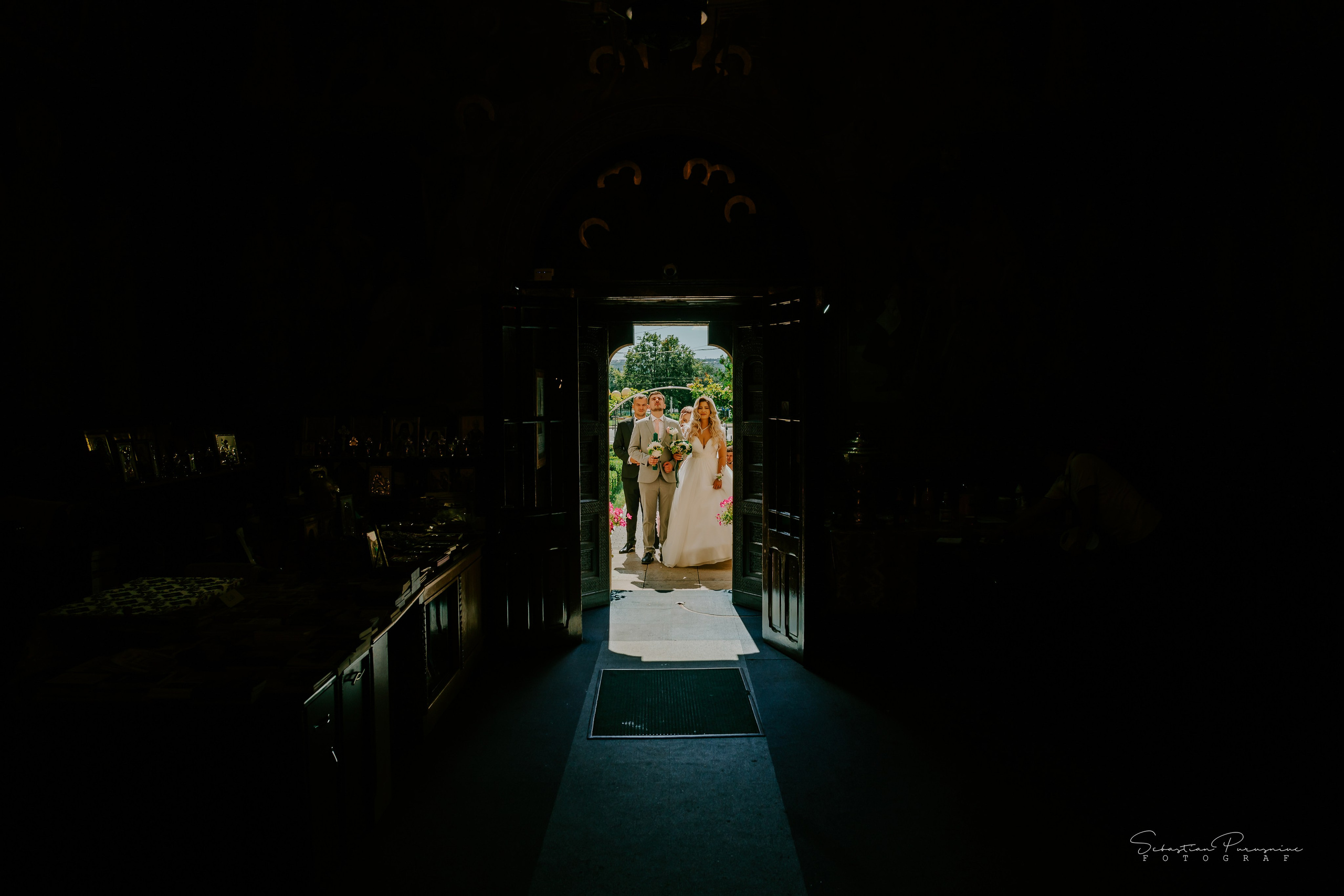 Alexandra & Andrei. Sebastian Purusniuc Fotograf - Iasi