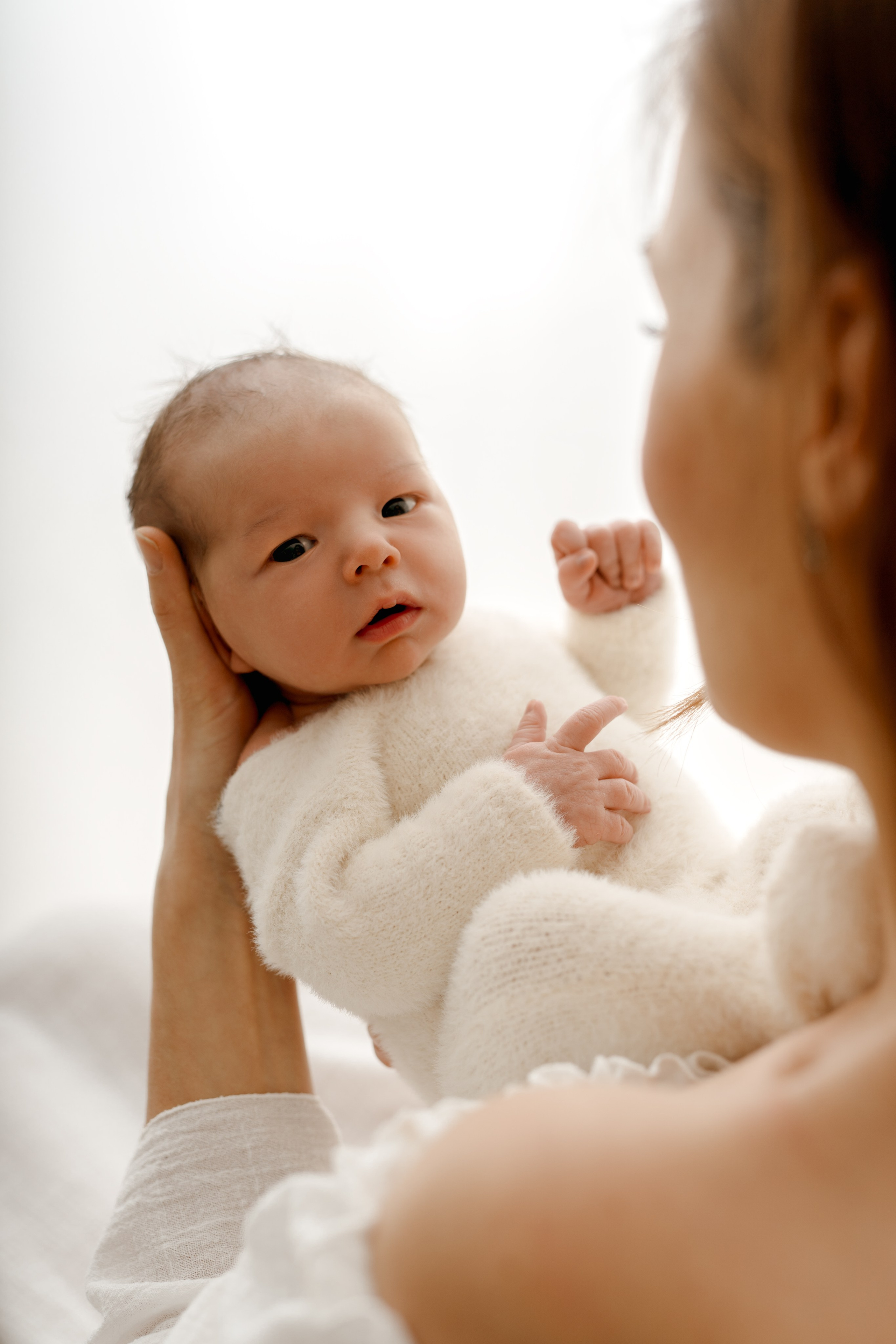 Malutki Szymuś na swojej pierwszej sesji. Fotograf Łódź - sesja ciążowa, noworodkowa, dziecięca. Studio w Łodzi