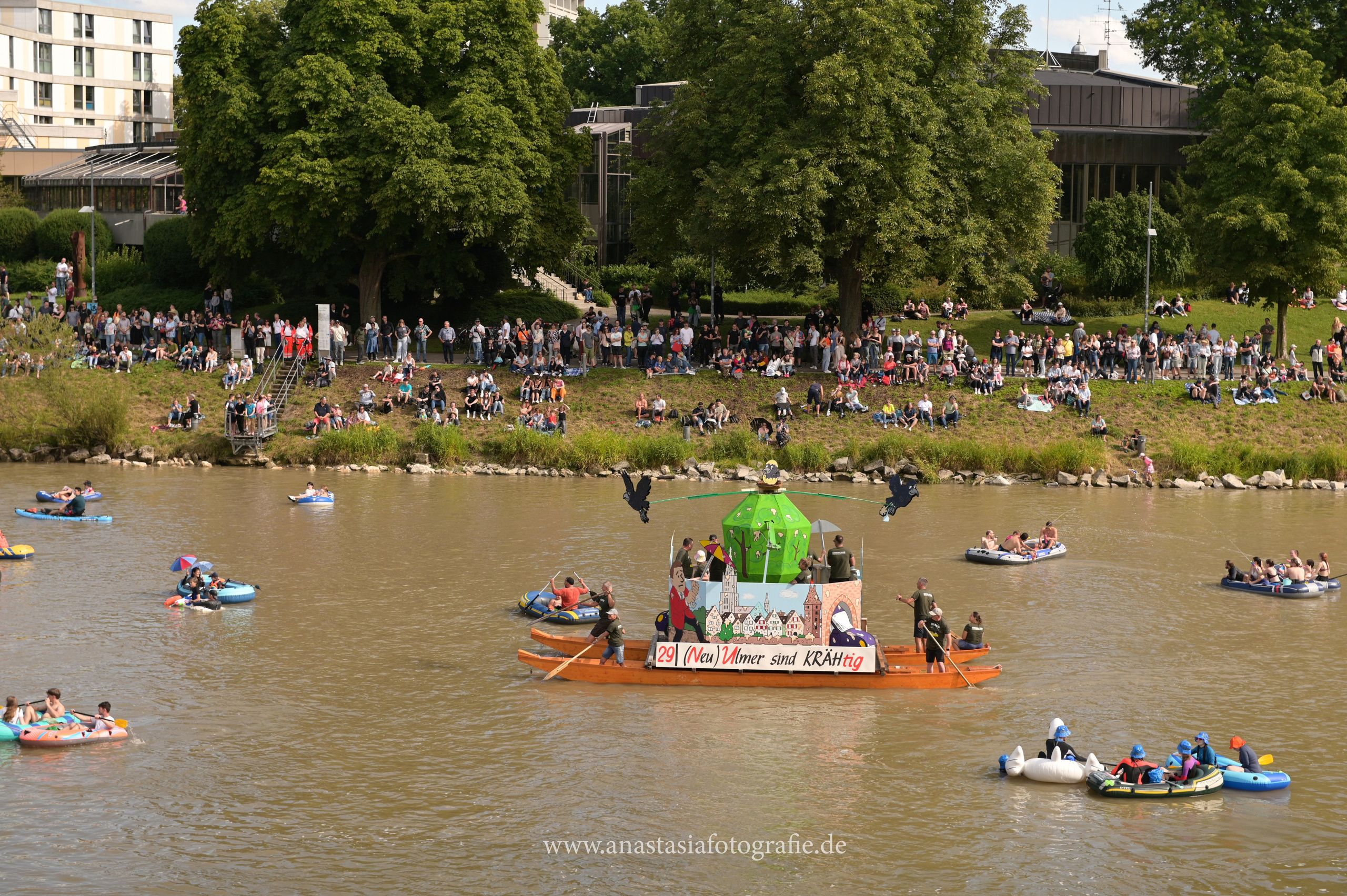 Nabada Ulm 2025. Newbornfotograf Kinderfotograf Ulm Familienfotograf Anastasia Neu-Ulm