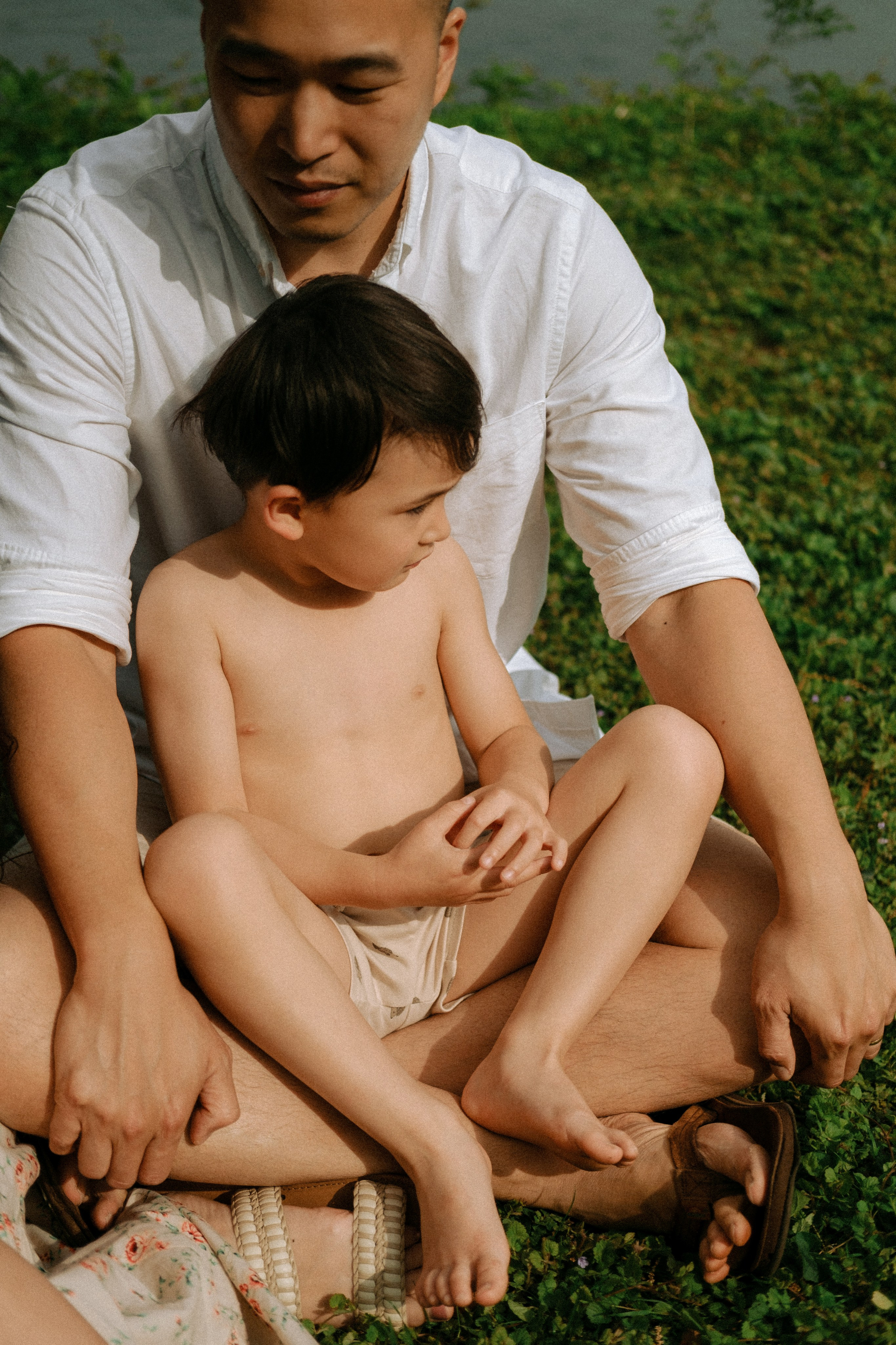 Cozy In-Home Family Photo Session in a Historic Richmond Victorian Home. Family Photographer Anna Dobrovolskaia | Richmond, VA