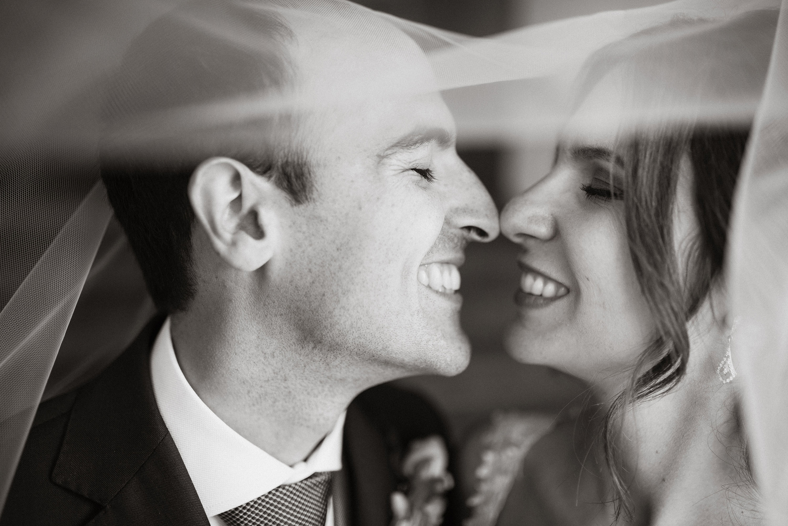 Fotografos de Bodas en Huesca, Zaragoza, Pirineos, Boltaña. PIXLOVE - Fotógrafos de bodas Huesca Pirineos Zaragoza