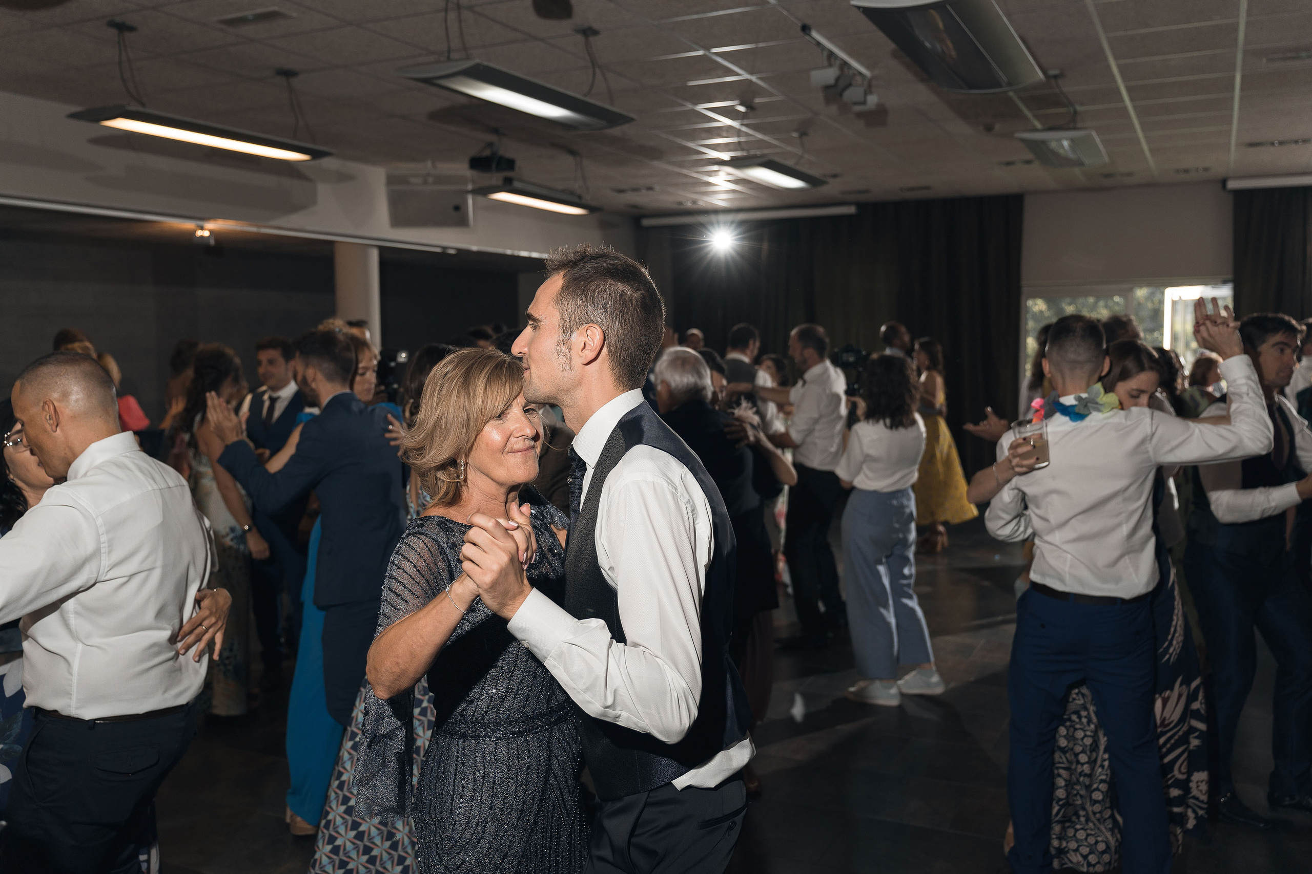 Raquel & Eduardo - Boda Barceló Monasterio de Boltaña. PIXLOVE - Fotógrafos de bodas Huesca Pirineos Zaragoza