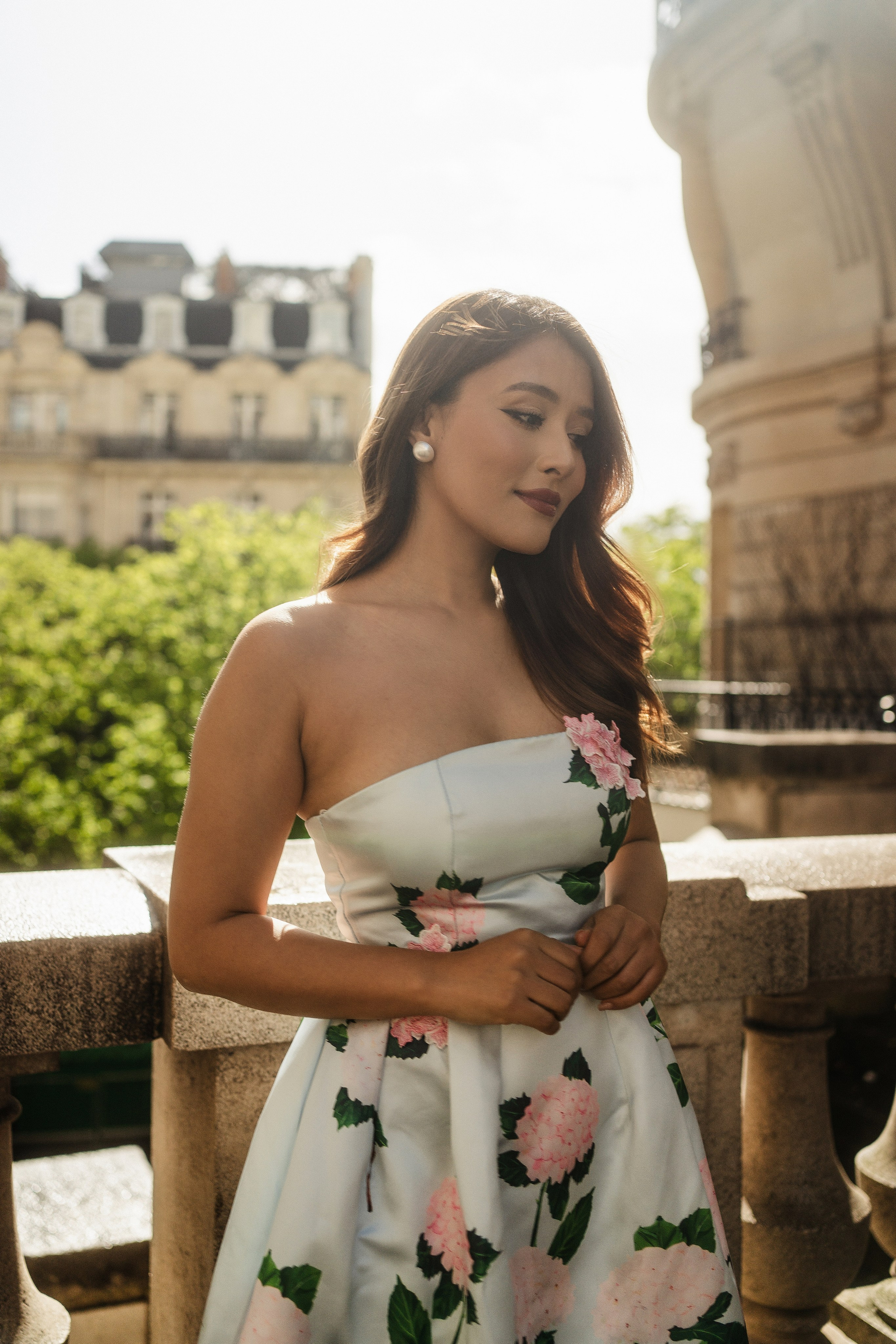 Content shooting. Photographer in Paris Yulia Shkadina | Couples, engagement, pre-wedding, individual photo-shoots in Paris at the best locations