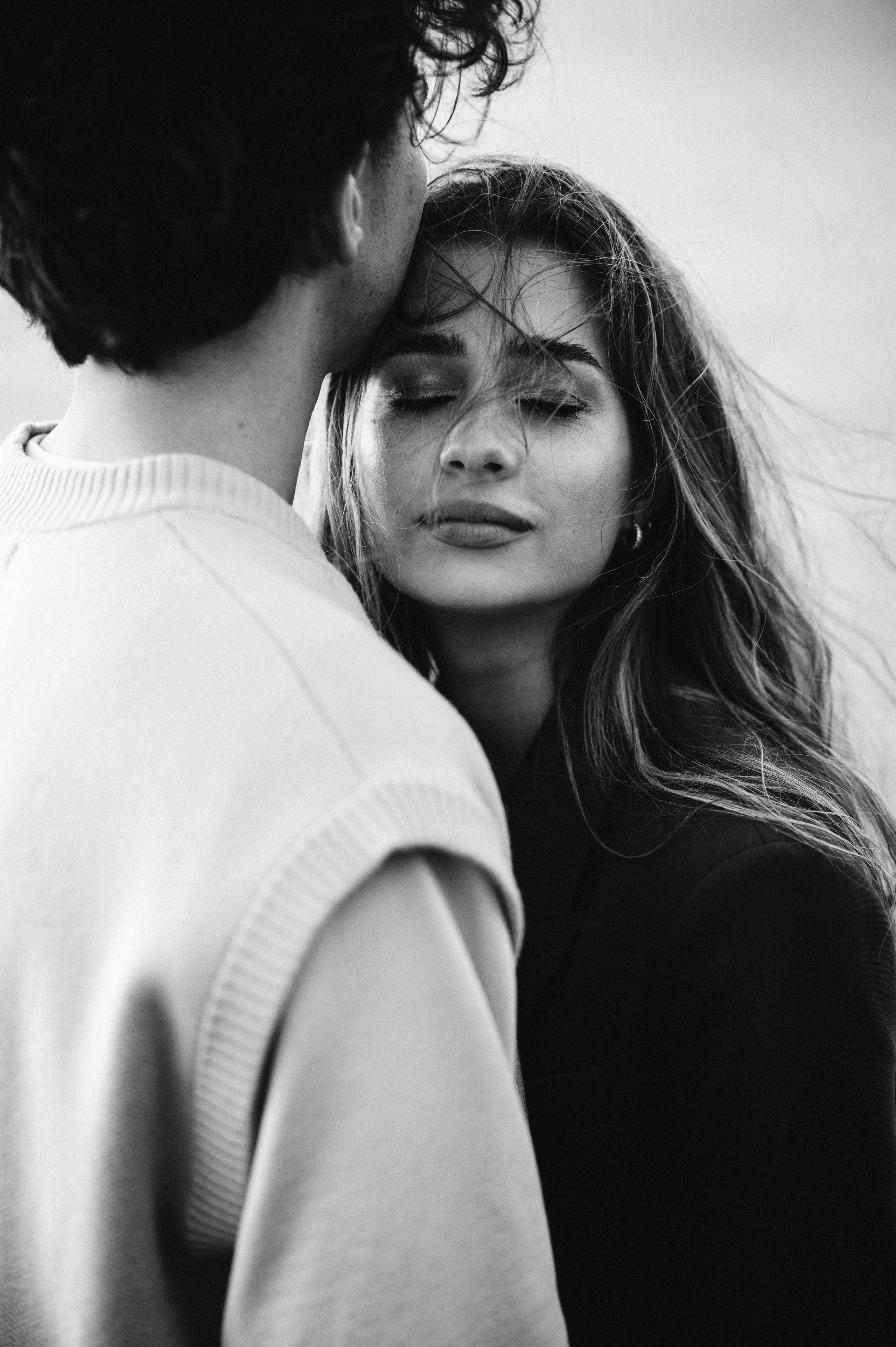 Praia da Ursa – ședință foto de cuplu într-un loc magic din Portugalia. Valentin Melen - fotograf de nunta 🤍