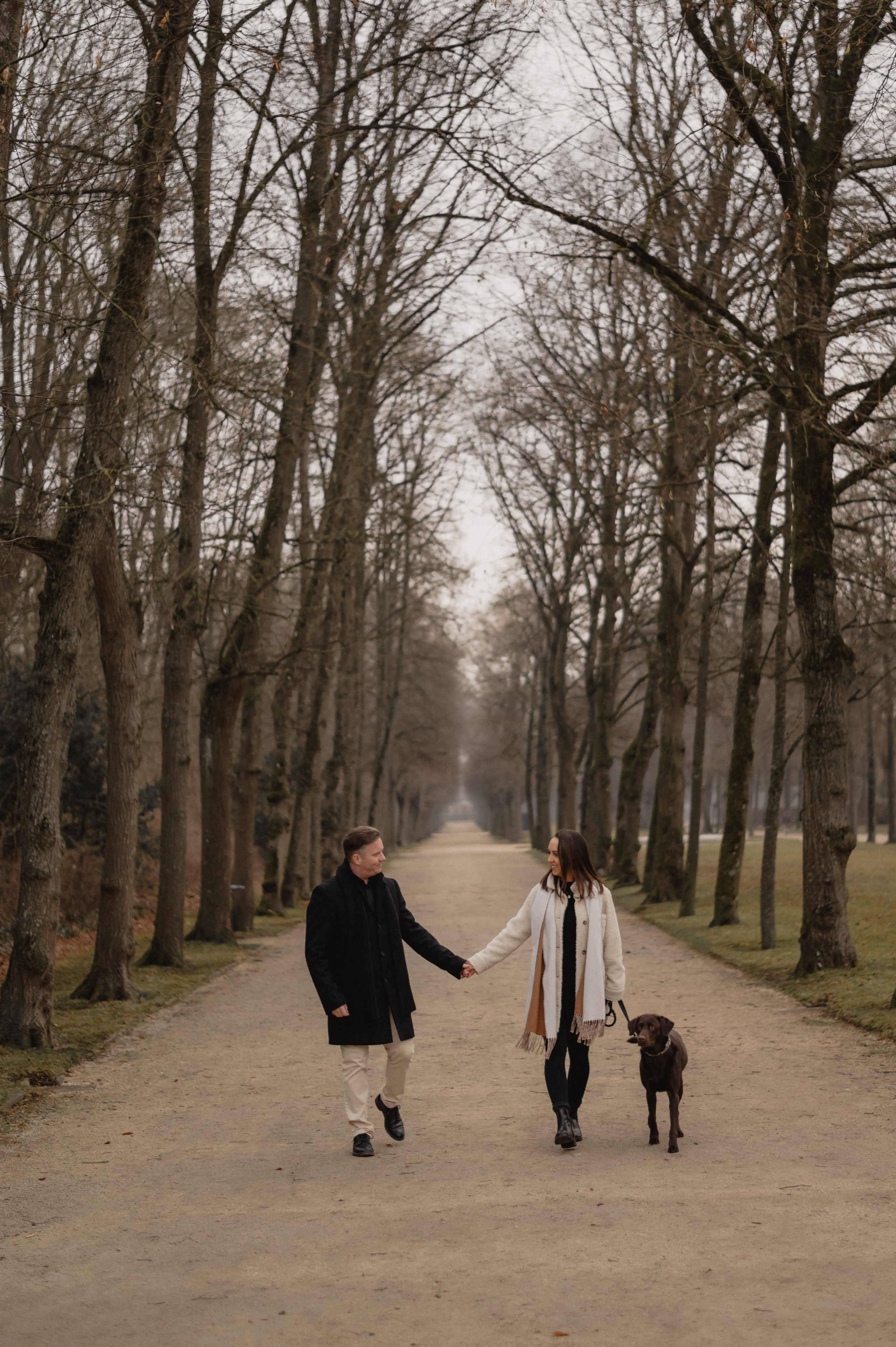 Love Story in Hofgarten Ansbach. Фотограф в Нюрнберге Ирина Менерт из Ансбаха