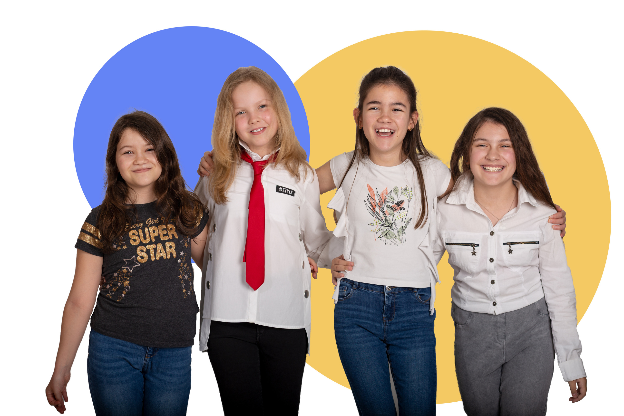 Абитуриентски снимки, ученически снимки. Фотограф Бургас. Фотосесии в студио и на открито, портрети, заснемане