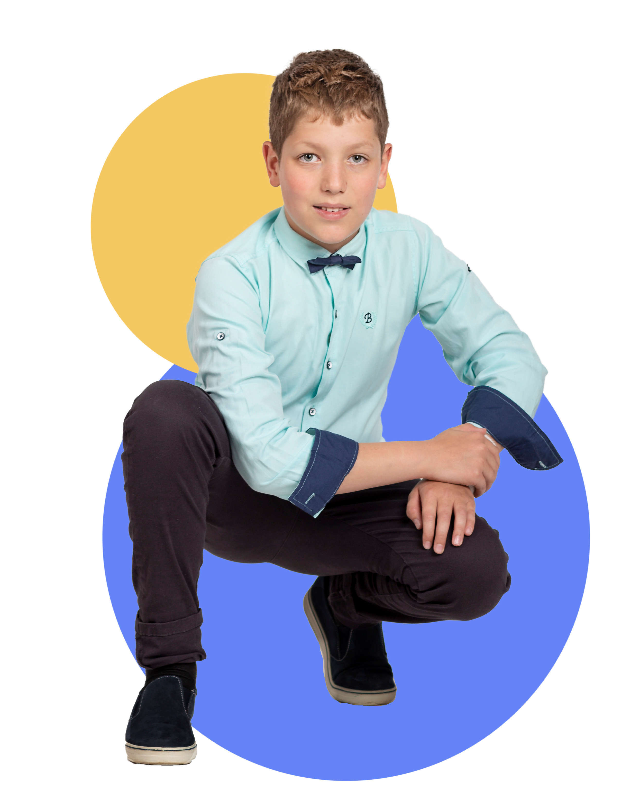 Абитуриентски снимки, ученически снимки. Фотограф Бургас. Фотосесии в студио и на открито, портрети, заснемане