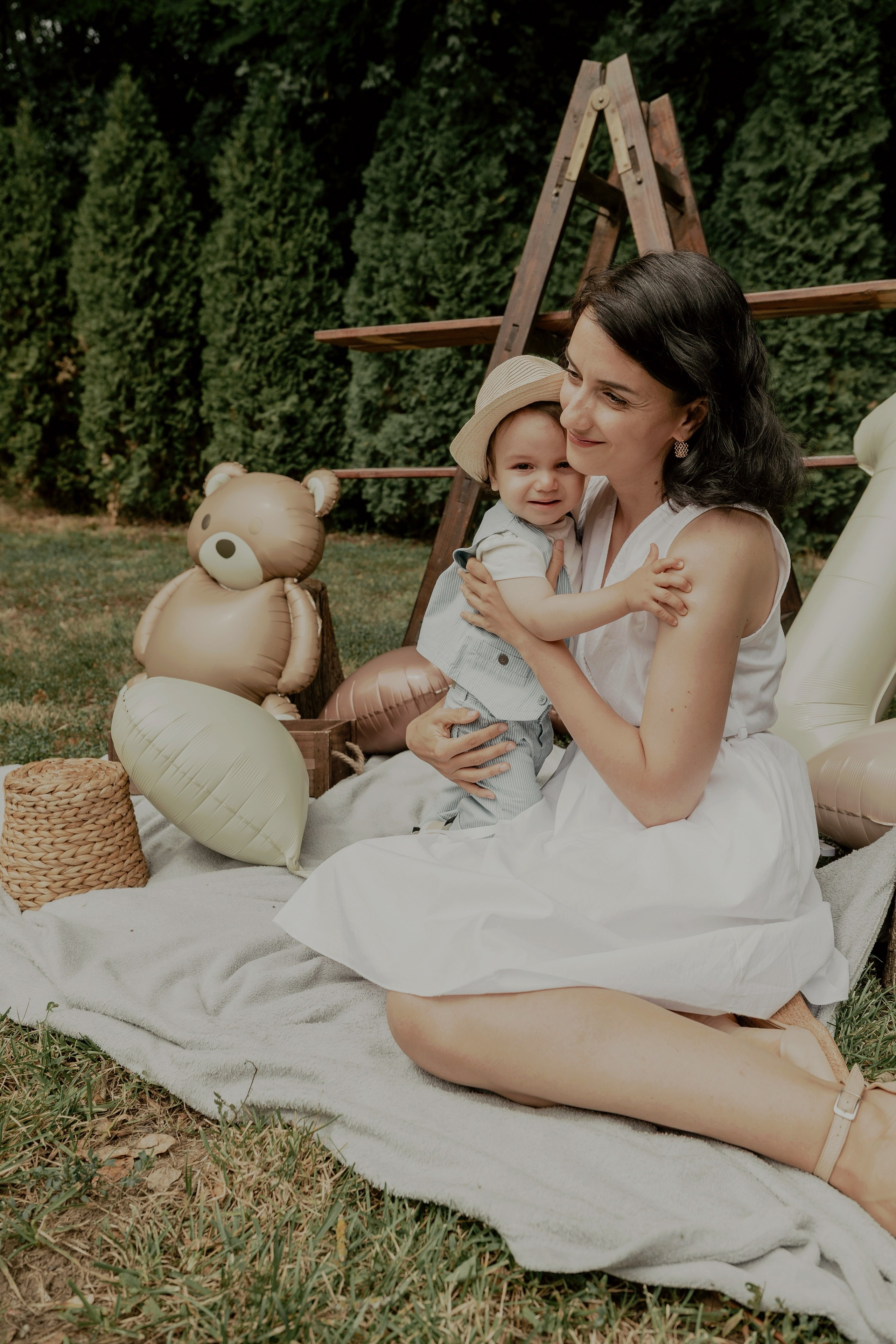 Armin — Micul explorator împlinește 1 an. Emotions Photo Art