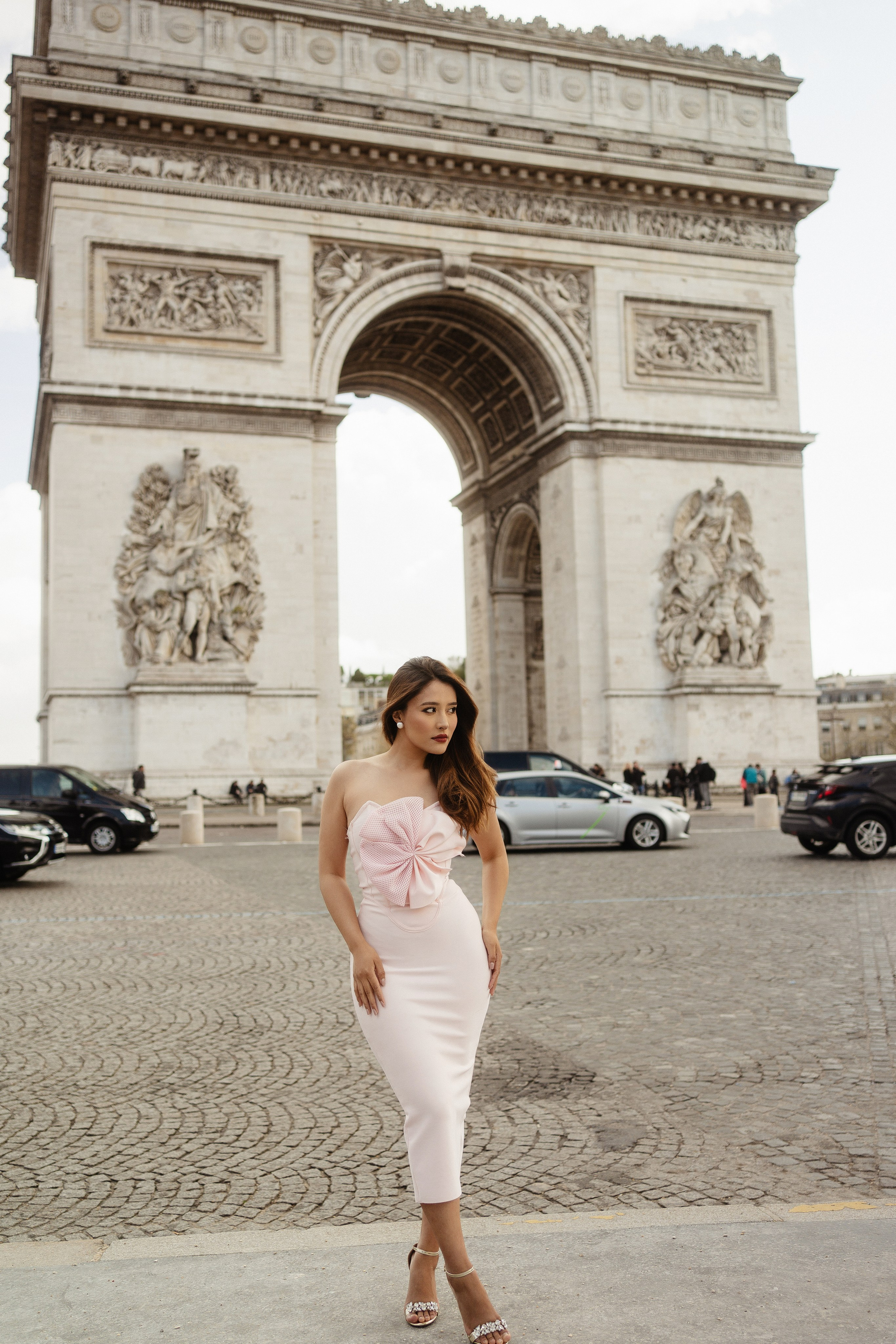 Content shooting. Photographer in Paris Yulia Shkadina | Couples, engagement, pre-wedding, individual photo-shoots in Paris at the best locations