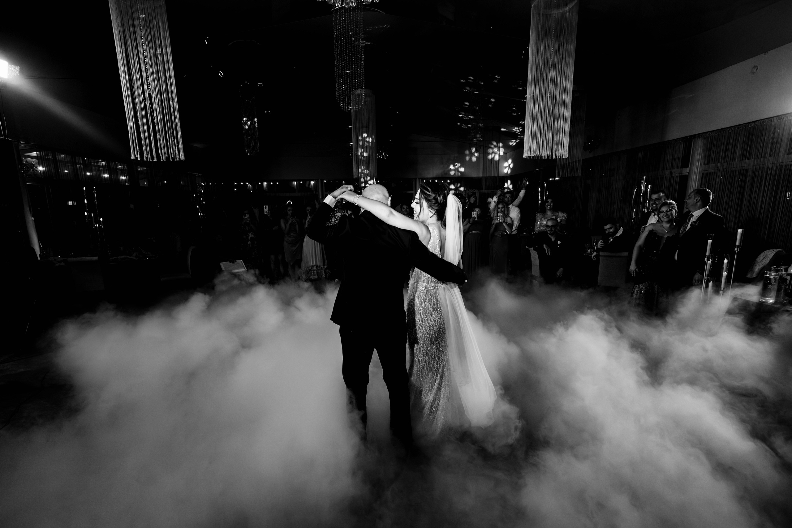 Crina & Cătălin. Acasă