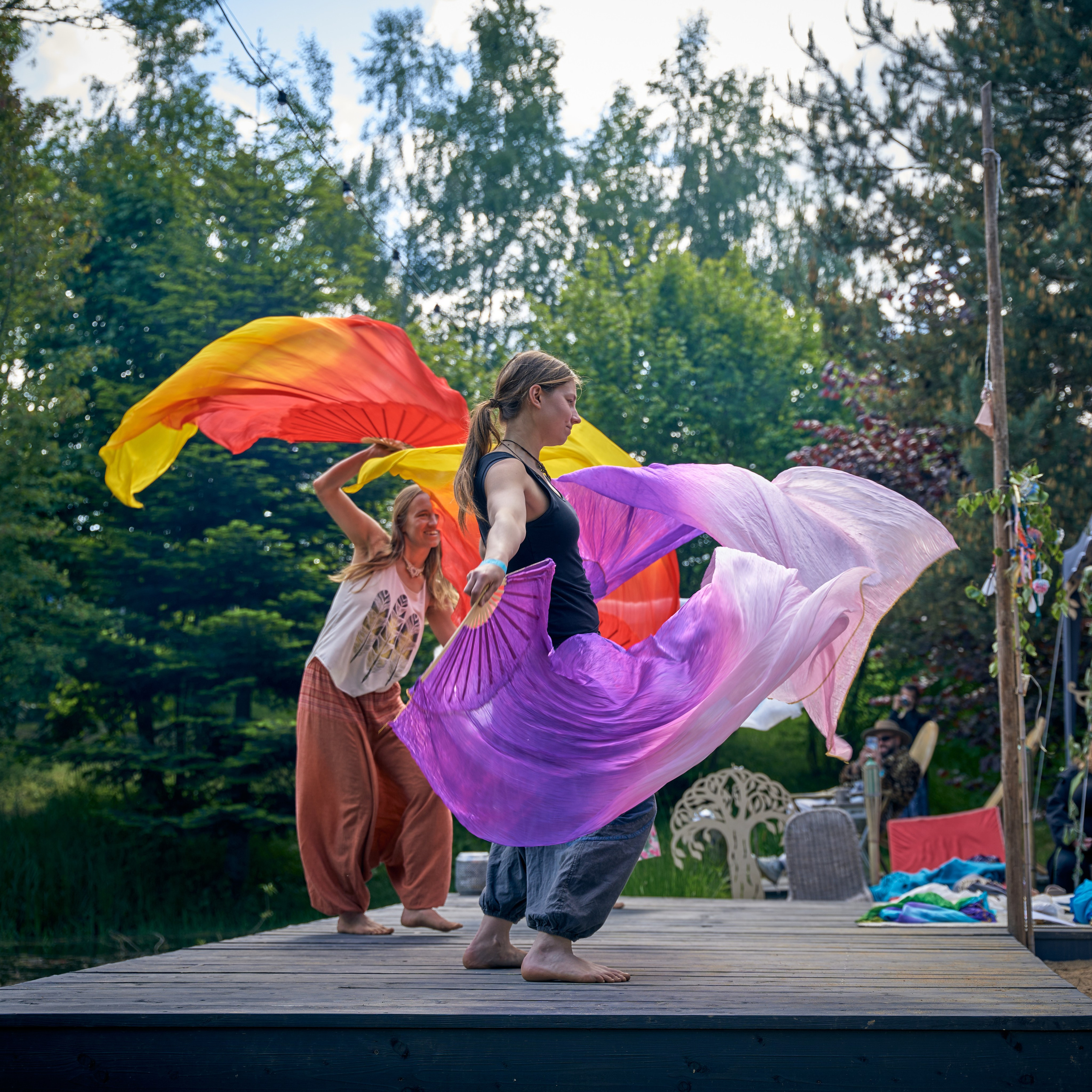 „Wachlarze na Plaży” - warsztat Nadii Szypiłow na Mikrofestiwalu „2uRodziny Turkusowej Wyspy”. Andriej Szypilow — Photography & Videography