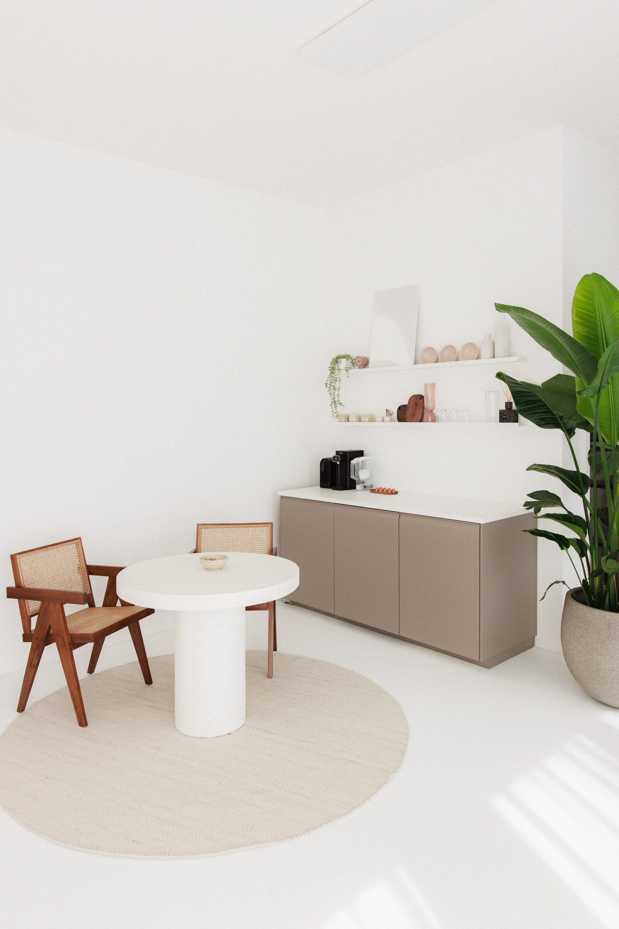 Book your Daylight Photo Studio in Uster now and create content with character!. Wedding and Family Photographer Switzerland and Italy. Valeria Diaz