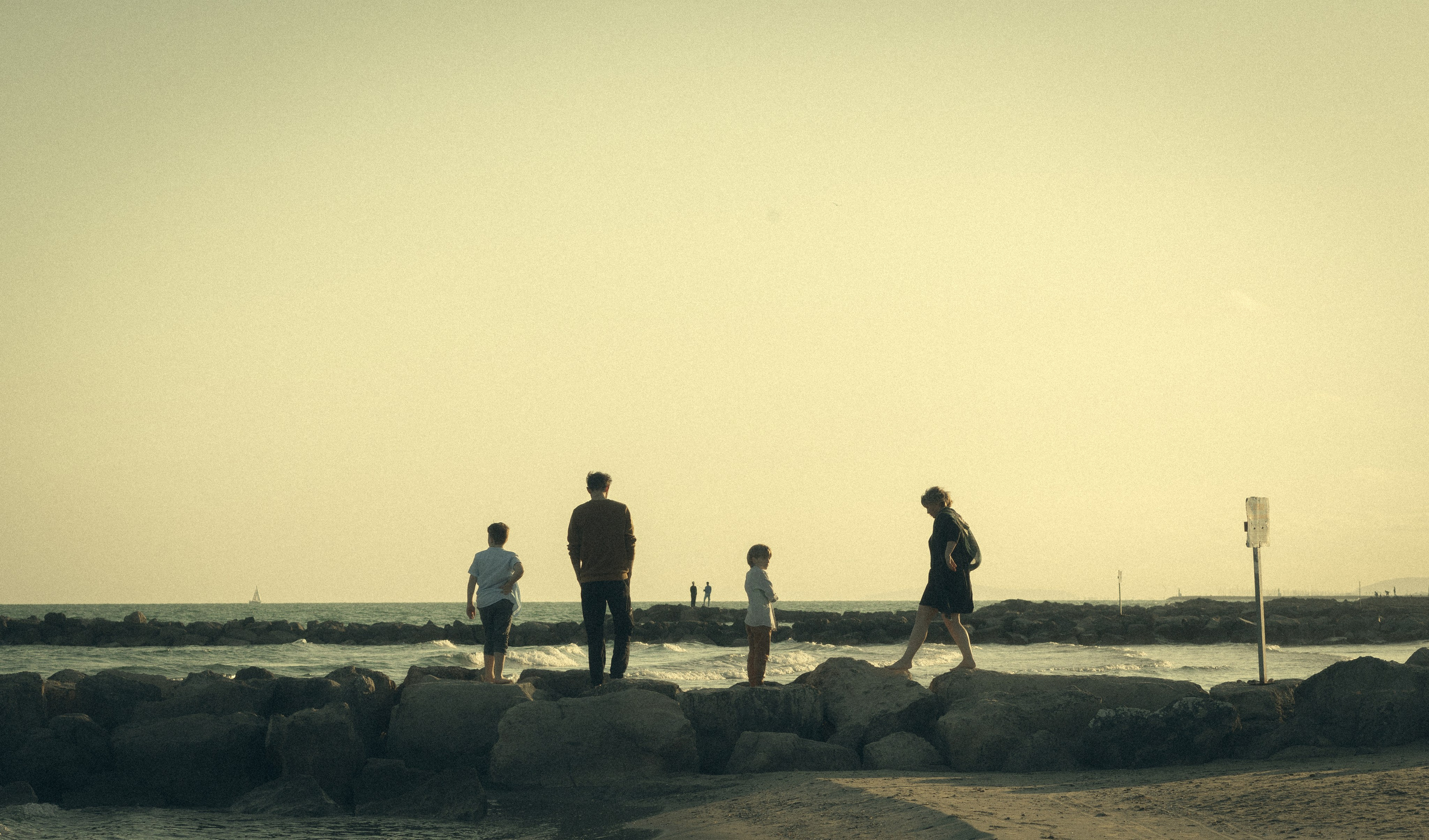 Histoires d’amour, séances photos de famille et de mariage en France