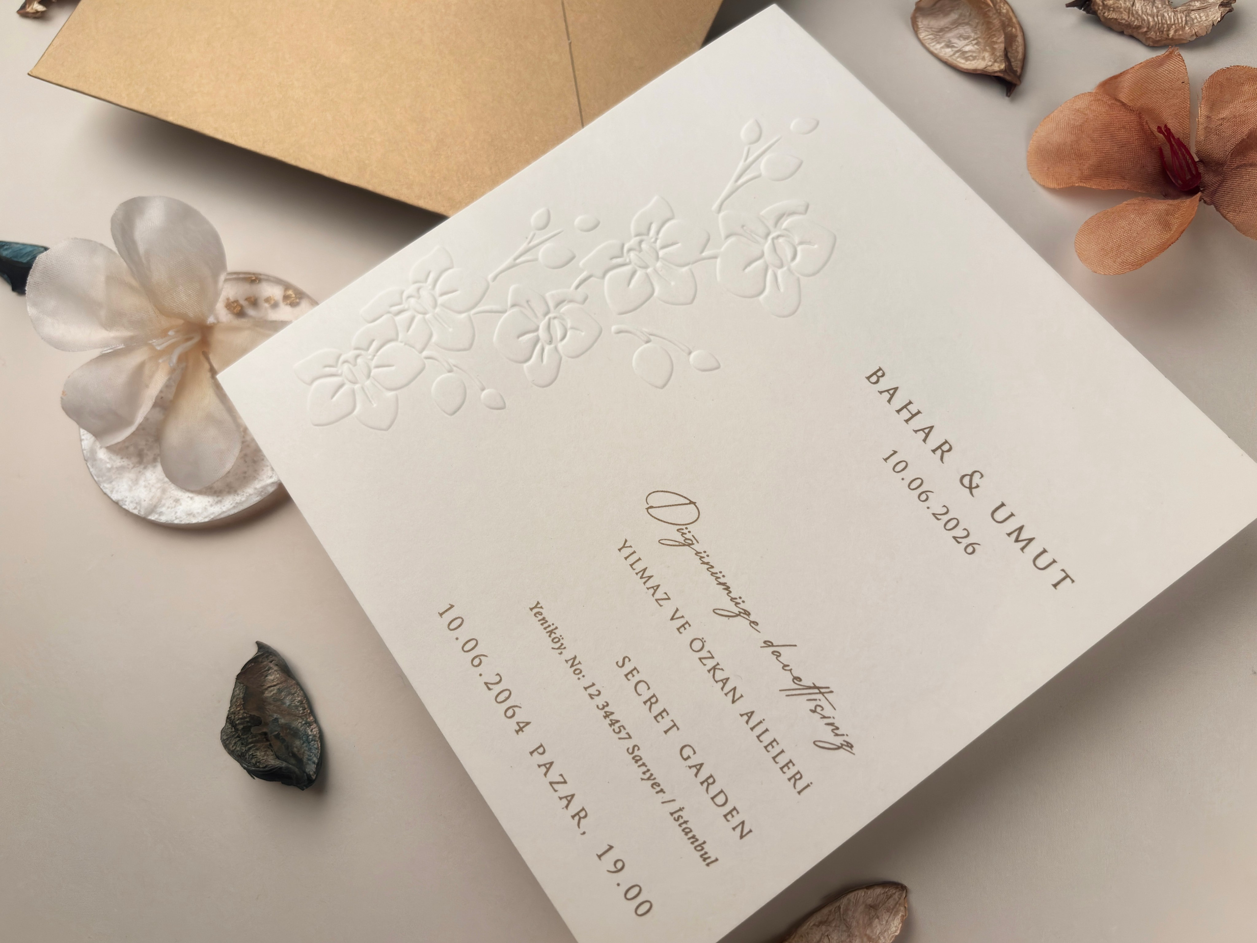 Invitații Elegante și Refined: Catalogul Ellite | Nunta, Petreceri, Evenimente Corporate.- invitații nuntă - modele invitații nuntă - invitații nuntă 2025 - invitații de nuntă elegante - invitații de nuntă personalizate - invitații nuntă online - invitații nuntă handmade - catalog invitații nuntă - invitații originale nuntă - invitații de nuntă moderne - invitații nuntă vintage - invitații nuntă rustice - invitații nuntă clasice - design invitații nuntă - invitații de nuntă cu tematică.- invitații nuntă florale - invitații nuntă boho - invitații nuntă aurii - invitații nuntă minimaliste - invitații nuntă cu sigiliu - invitații nuntă cu acuarelă - invitații nuntă cu fotografie - invitații nuntă cu inițiale - invitații nuntă elegante alb-negru - invitații nuntă cu hârtie texturată - invitații nuntă cu decupaj laser - invitații nuntă cu flori uscate. - print invitații nuntă - invitații nuntă personalizate cu numele mirilor - invitații nuntă cu plic inclus - invitații nuntă cu cartolină dublă - invitații nuntă calitate premium - invitații nuntă ieftine - invitații nuntă rapide.- invitații nuntă România - invitații nuntă București / Botoșani . Iași suceava- invitații nuntă cu livrare în țară - invitații nuntă online România.- „Invitație de nuntă elegantă cu design floral și plic crem” - „Model de invitație de nuntă vintage cu sigiliu de ceară” - „Set complet invitații de nuntă personalizate cu inițialele mirilor” - „Invitație de nuntă modernă cu design minimalist și text negru pe fundal alb” - „Invitație de nuntă rustică pe hârtie kraft cu șnur de iută” - „Invitație de nuntă cu decupaj laser și detalii aurii” - „Invitație de nuntă în stil boho cu imprimeu floral colorat” - „Invitație romantică de nuntă cu flori uscate și panglică din satin” - „Invitație de nuntă clasică cu monogramă și font caligrafic” - „Invitație de nuntă în stil glamour cu folie aurie și text embosat”- „Model de invitație de nuntă 2025 cu design elegant și font modern” - „Cele mai noi invitații de nuntă 2025 – stil floral, sofisticat”