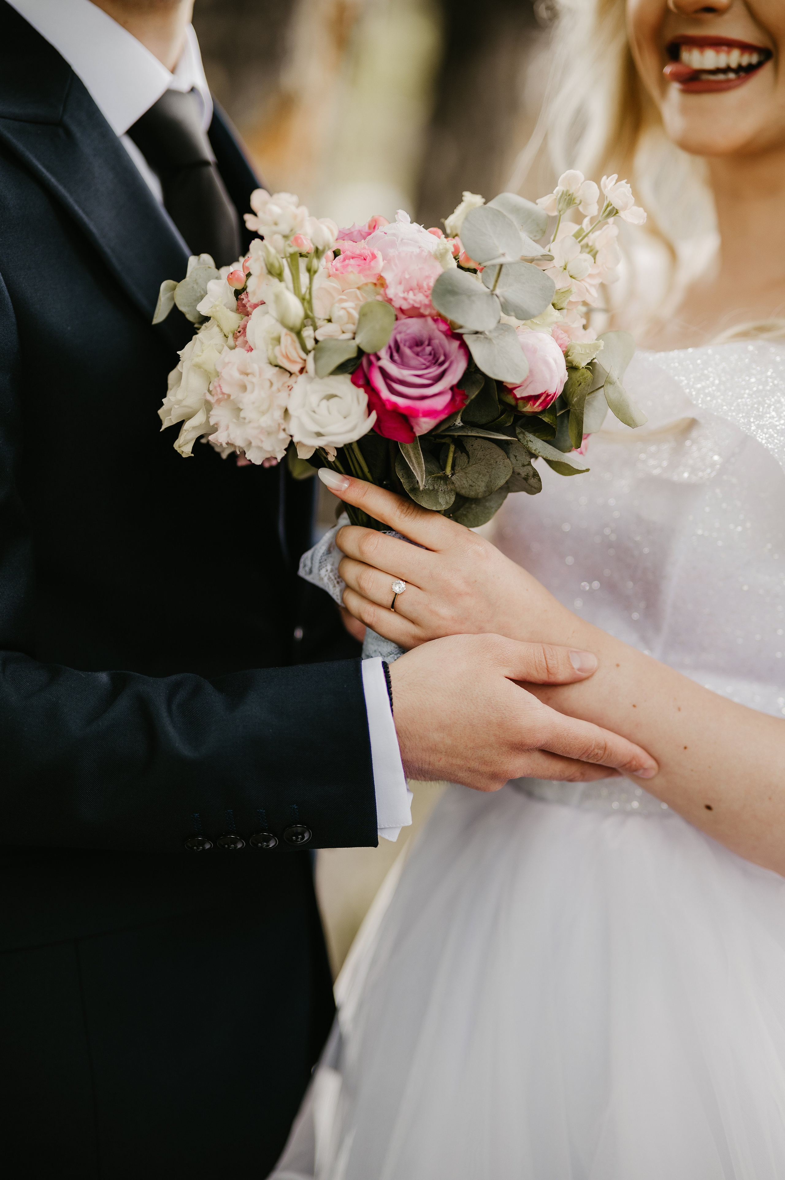 Cununie civila sub cerul ploios - Vezi fotografiile. Valentin Melen - fotograf de nunta 🤍