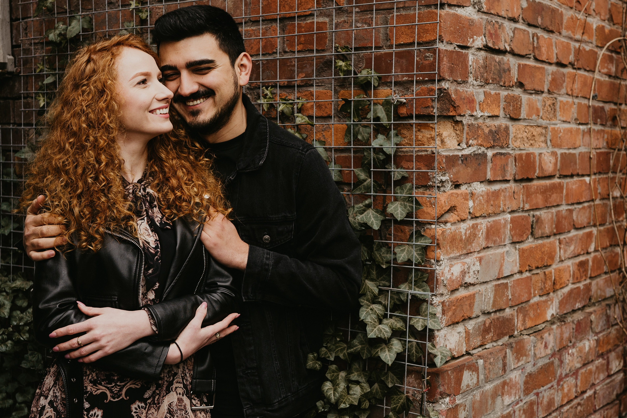 Fotografiind momente de dragoste la workshopul de nuntă