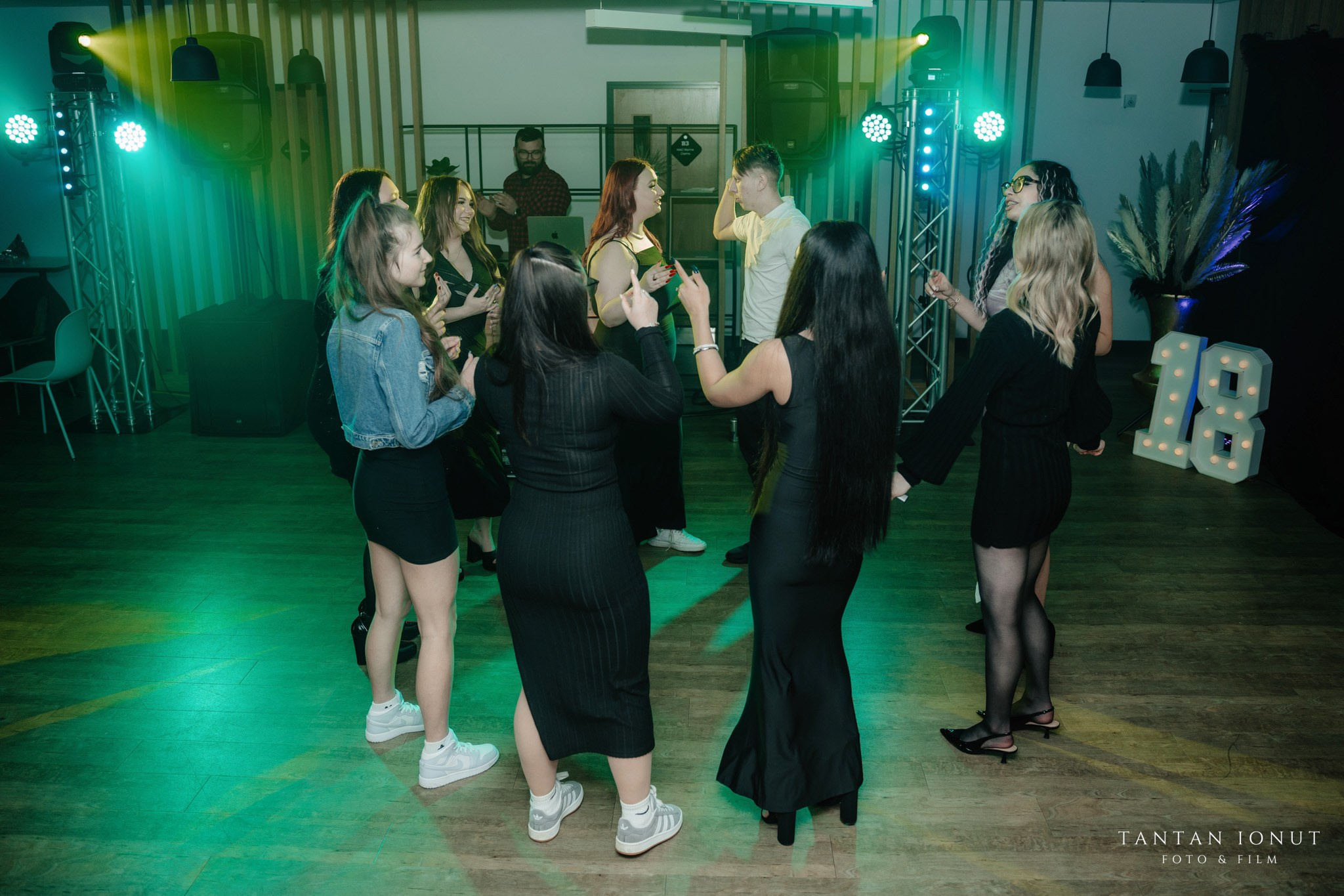 ANIVERSARE IZABELA. TANTAN IONUT FOTO & FILM