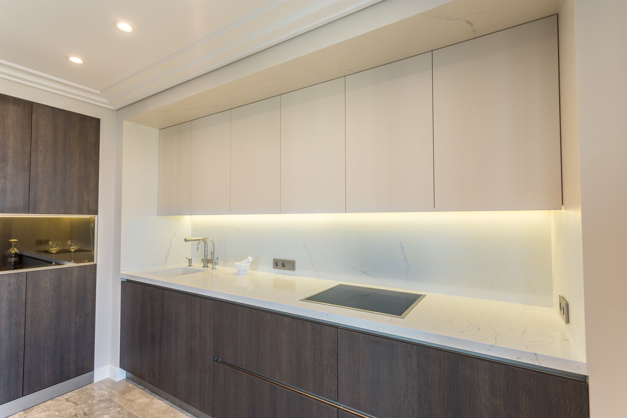 Interior photographer in Europe. Iceland elopement photo and video | Nikolaichik Photo