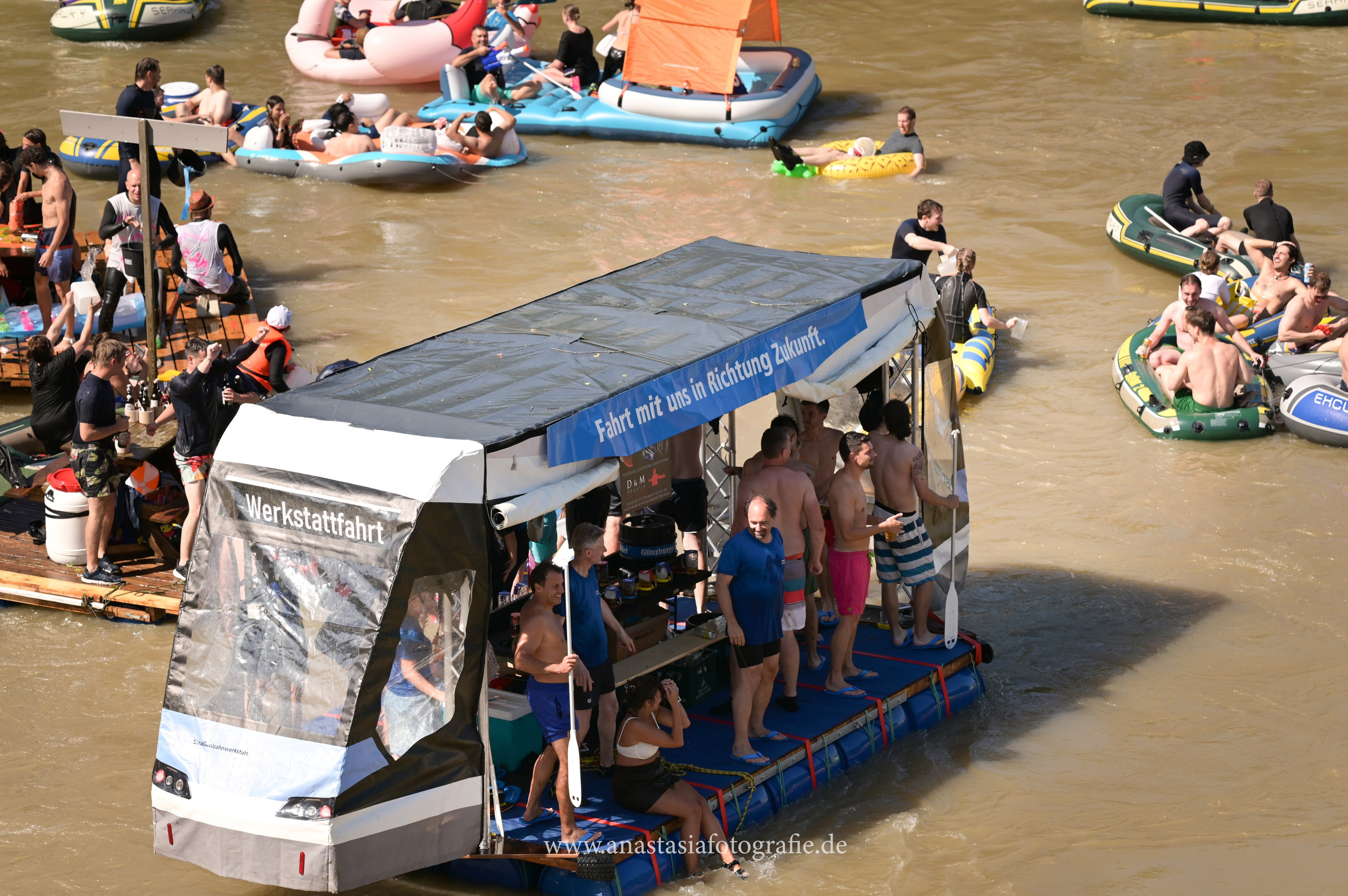 Nabada Ulm 2025. Newbornfotograf Kinderfotograf Ulm Familienfotograf Anastasia Neu-Ulm