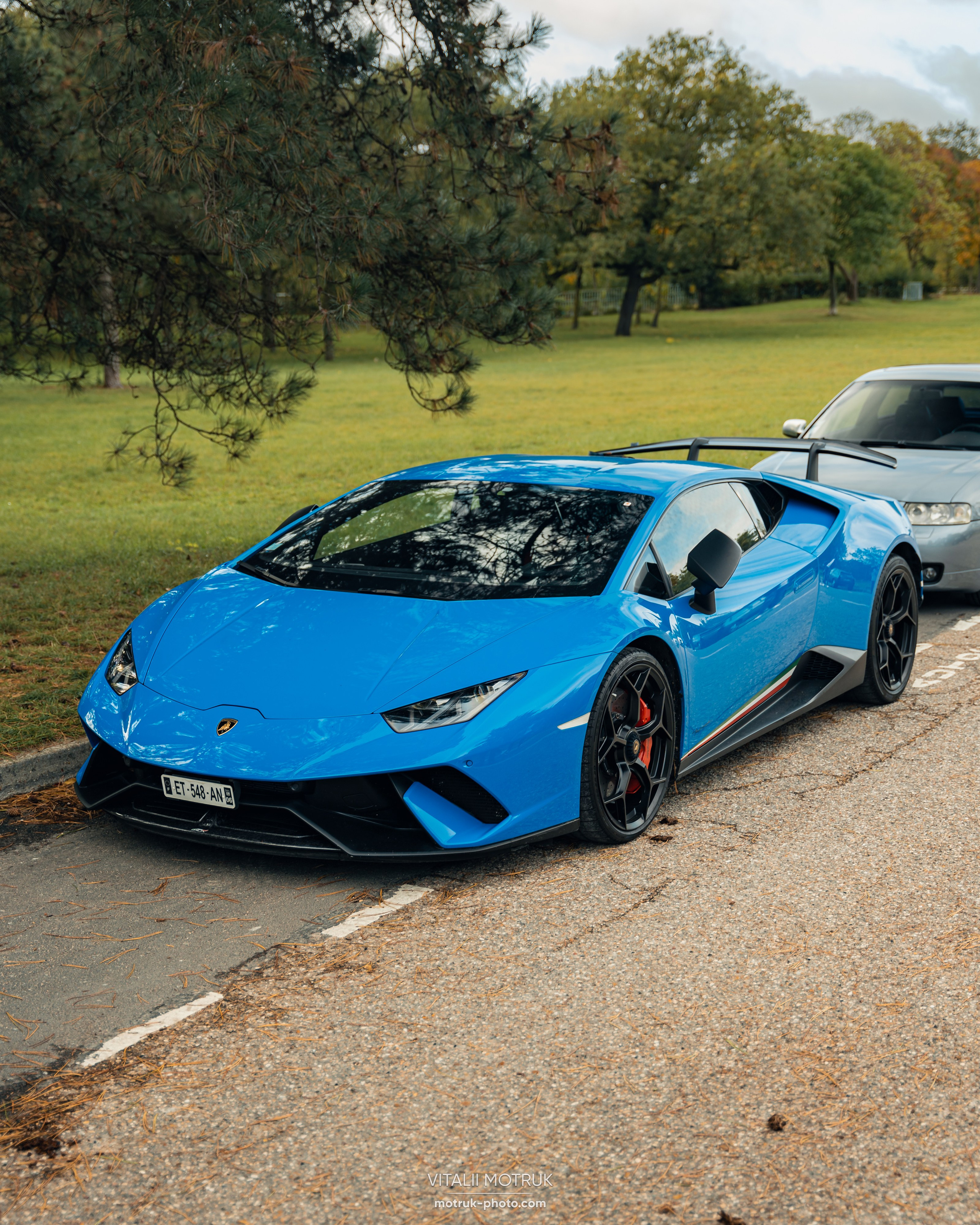 Rassemblement a l’Auteuil 22 octobre. Photographe de voitures à Paris — Vitalii Motruk