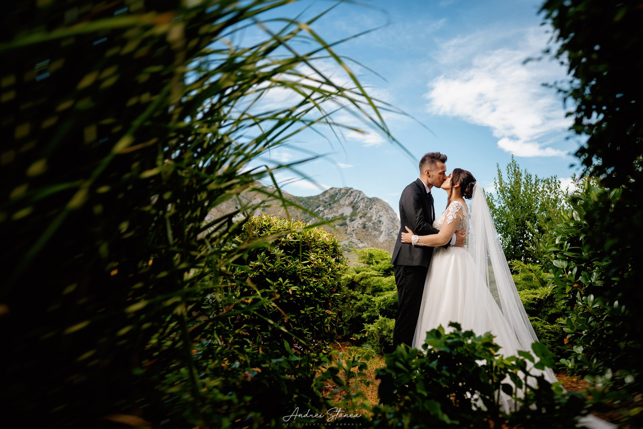 Ramona & Vio. Andrei Stanea