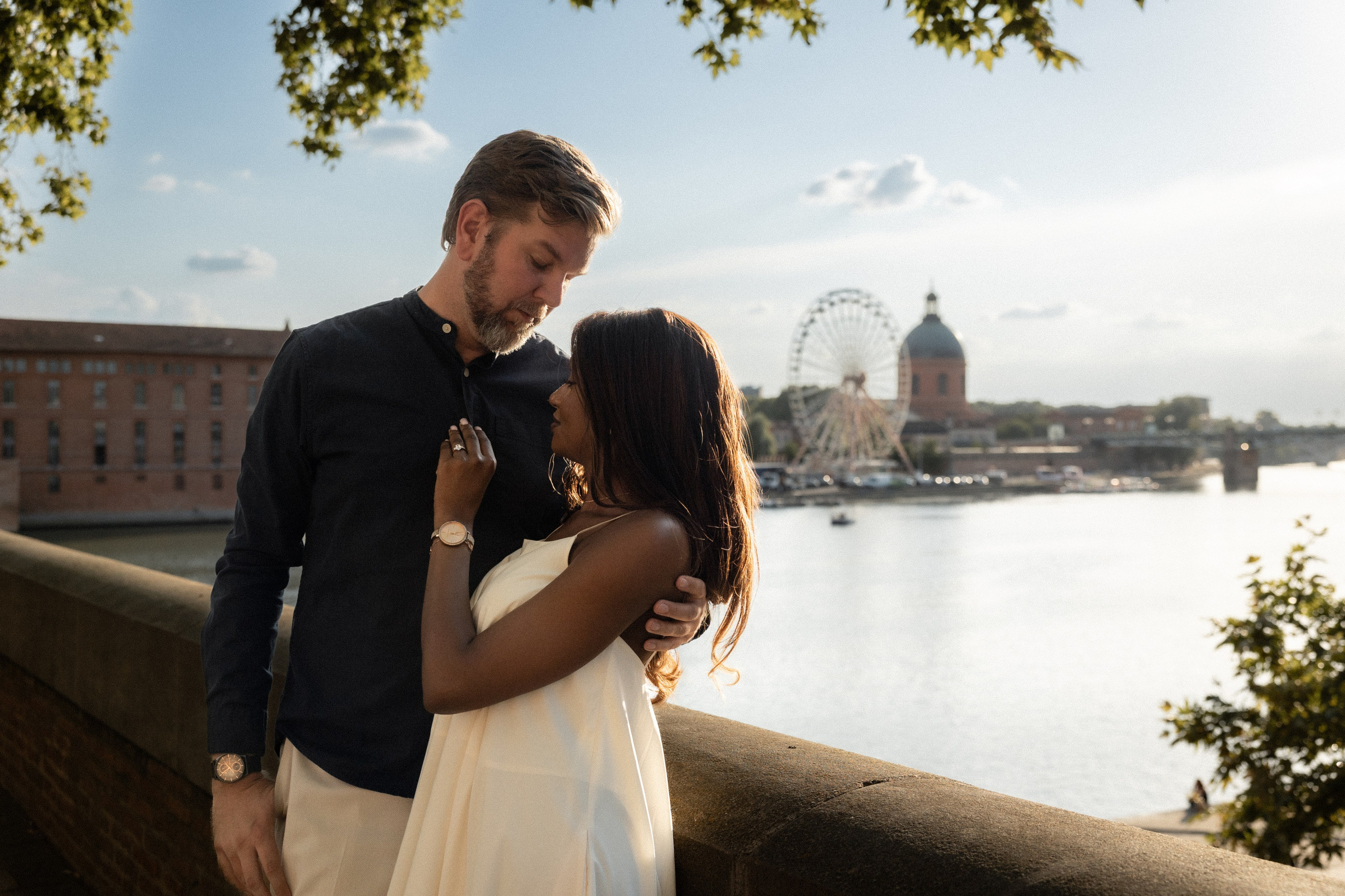 Engagement loves tory photoshoot in Toulouse. Anah & Andrew. Eugenie Smirnova — wedding, corporate and lifestyle photographer in Toulouse and Southwest France