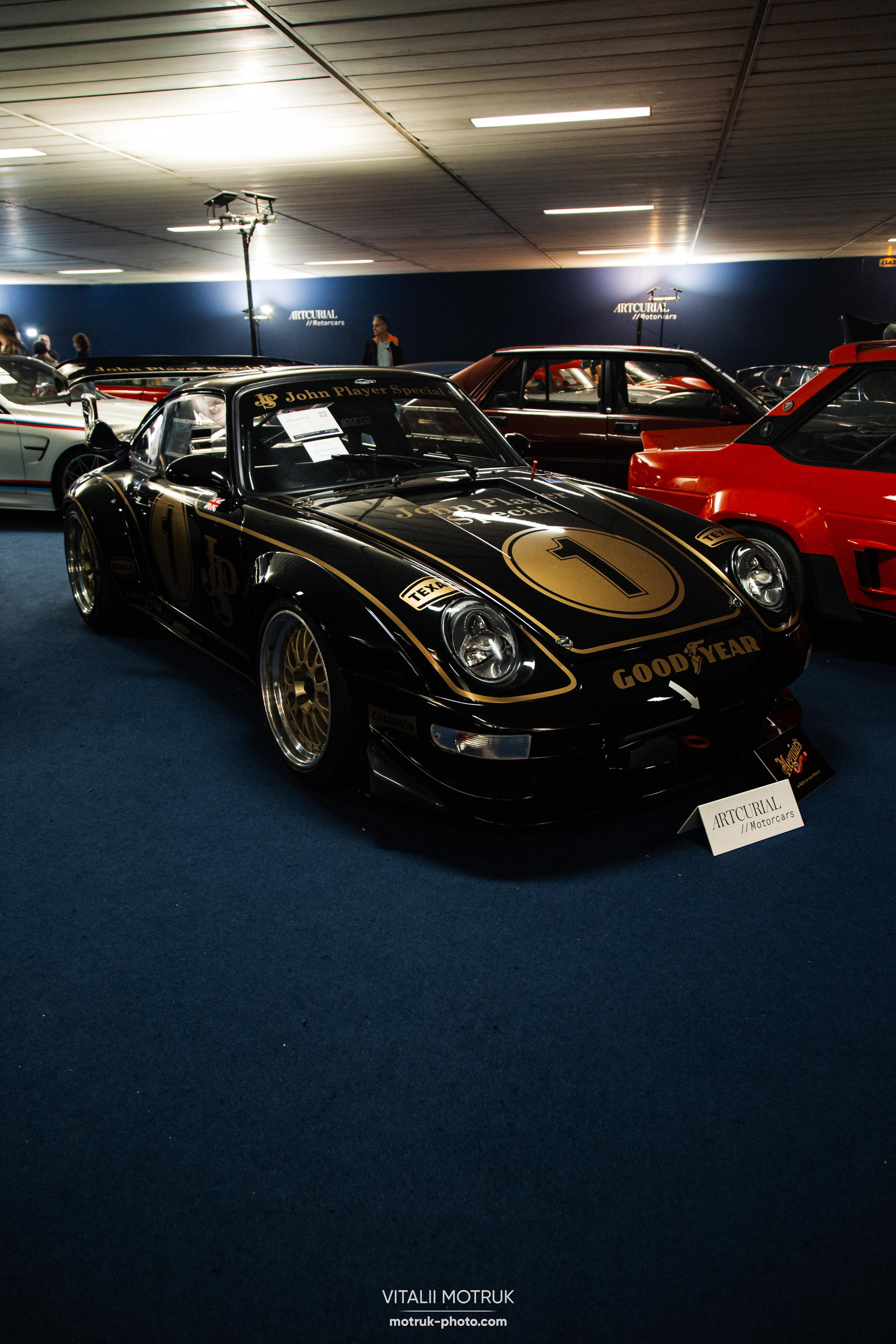 Artcurial MOTORCARS. Photographe de voitures à Paris — Vitalii Motruk