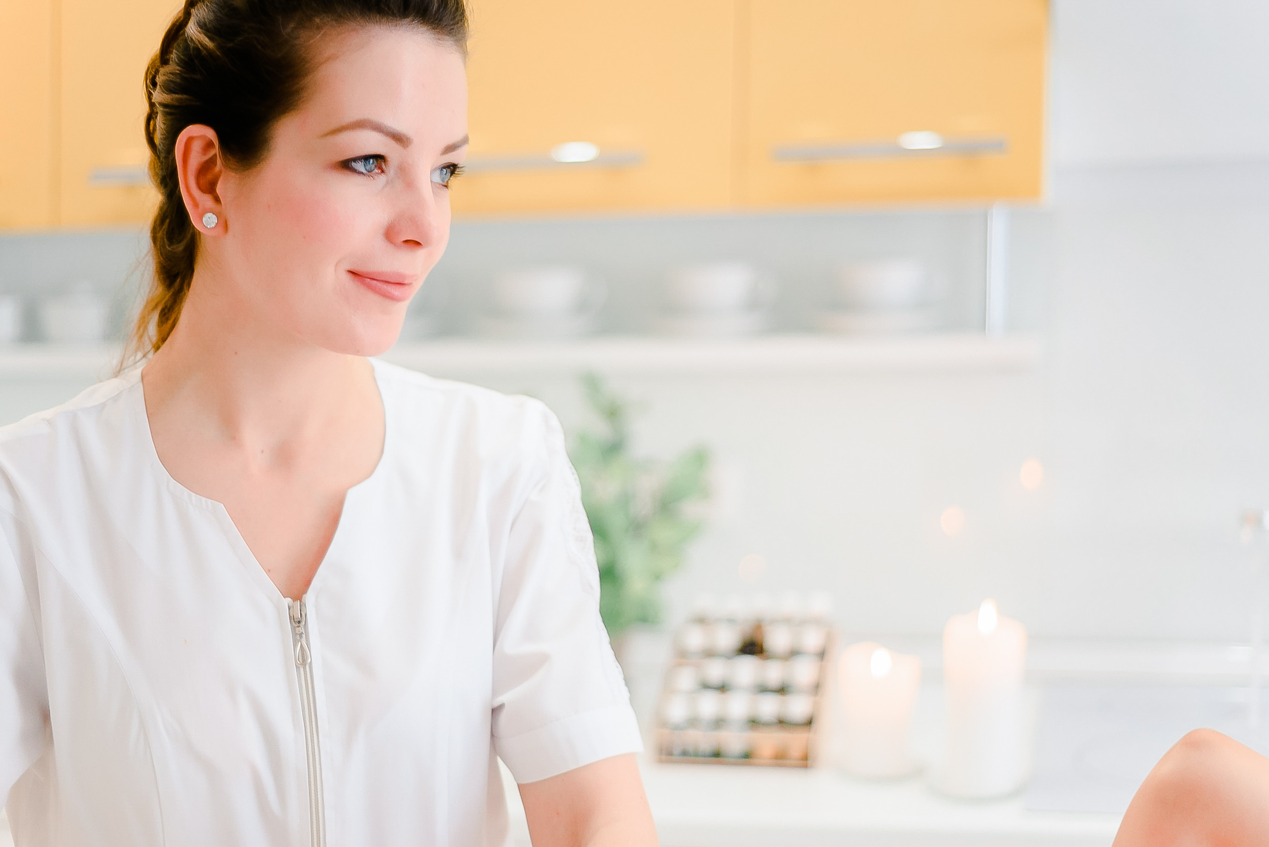 MAESTRO DE MASAJE. MARIA VALUEVA Fotógrafo en Niza, Cannes, Monaco, Francia, Europe, Estambul, Turquía