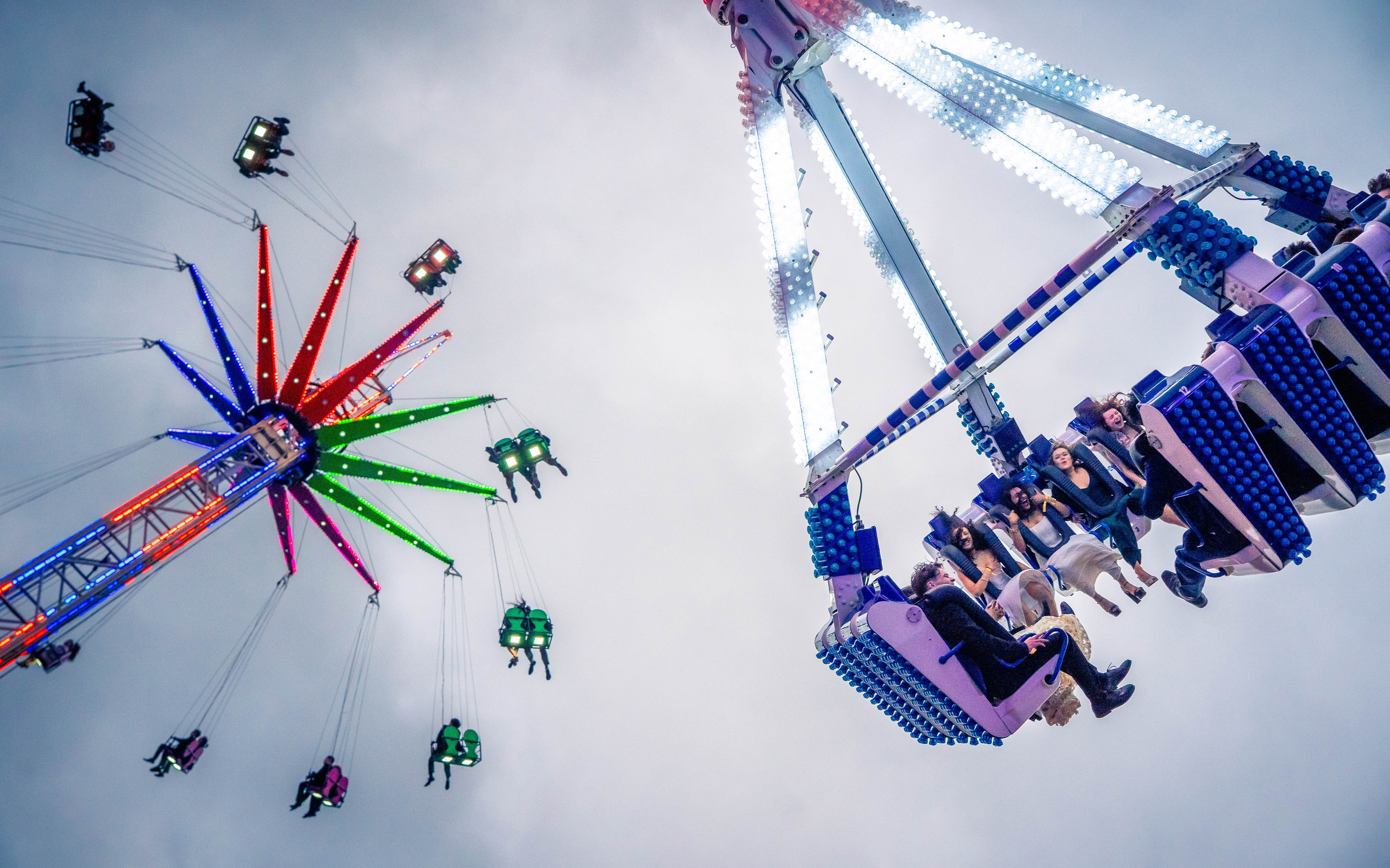 The Midas Touch: Van Mildert Summer Ball. Expect Miracles Photography by Kate & Andrew