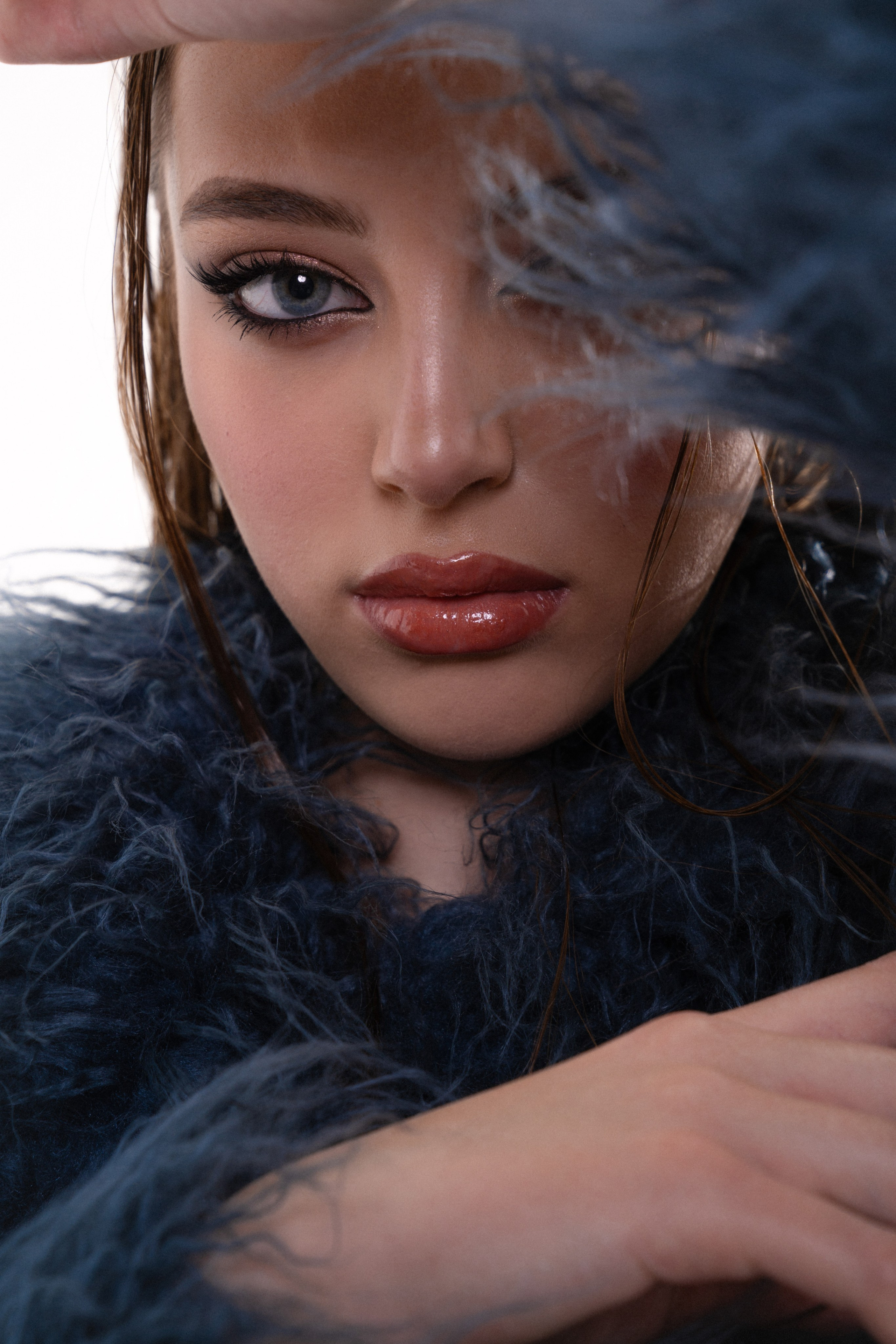 Professioneller Studiofotograf in München – Fotos, Content Creation, Shooting für jeden Anlass. Fotostudio Aesthetic Space in München. Fotostudio mieten ab 1 Stunde