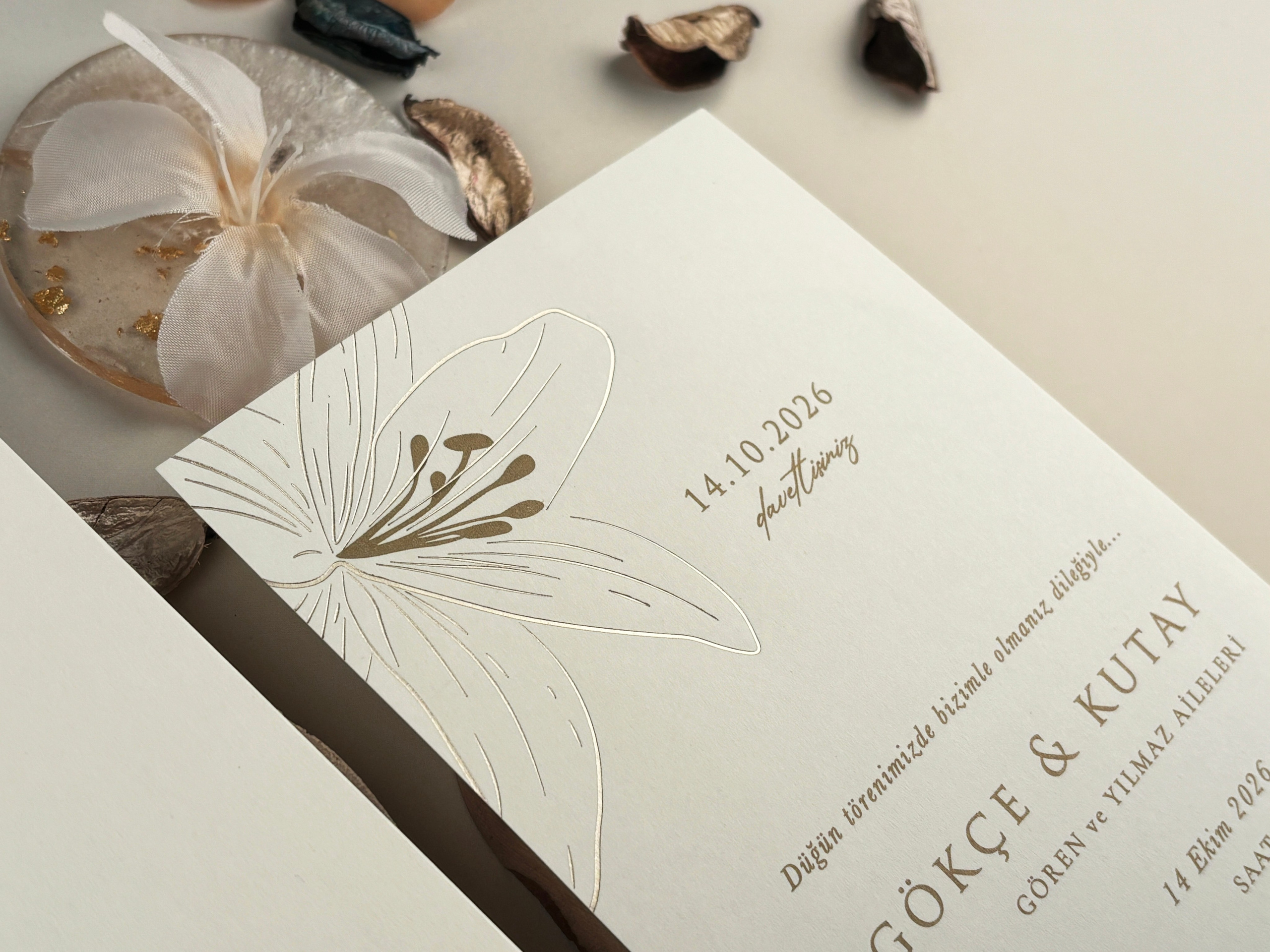 Invitații Elegante și Refined: Catalogul Ellite | Nunta, Petreceri, Evenimente Corporate.- invitații nuntă - modele invitații nuntă - invitații nuntă 2025 - invitații de nuntă elegante - invitații de nuntă personalizate - invitații nuntă online - invitații nuntă handmade - catalog invitații nuntă - invitații originale nuntă - invitații de nuntă moderne - invitații nuntă vintage - invitații nuntă rustice - invitații nuntă clasice - design invitații nuntă - invitații de nuntă cu tematică.- invitații nuntă florale - invitații nuntă boho - invitații nuntă aurii - invitații nuntă minimaliste - invitații nuntă cu sigiliu - invitații nuntă cu acuarelă - invitații nuntă cu fotografie - invitații nuntă cu inițiale - invitații nuntă elegante alb-negru - invitații nuntă cu hârtie texturată - invitații nuntă cu decupaj laser - invitații nuntă cu flori uscate. - print invitații nuntă - invitații nuntă personalizate cu numele mirilor - invitații nuntă cu plic inclus - invitații nuntă cu cartolină dublă - invitații nuntă calitate premium - invitații nuntă ieftine - invitații nuntă rapide.- invitații nuntă România - invitații nuntă București / Botoșani . Iași suceava- invitații nuntă cu livrare în țară - invitații nuntă online România.- „Invitație de nuntă elegantă cu design floral și plic crem” - „Model de invitație de nuntă vintage cu sigiliu de ceară” - „Set complet invitații de nuntă personalizate cu inițialele mirilor” - „Invitație de nuntă modernă cu design minimalist și text negru pe fundal alb” - „Invitație de nuntă rustică pe hârtie kraft cu șnur de iută” - „Invitație de nuntă cu decupaj laser și detalii aurii” - „Invitație de nuntă în stil boho cu imprimeu floral colorat” - „Invitație romantică de nuntă cu flori uscate și panglică din satin” - „Invitație de nuntă clasică cu monogramă și font caligrafic” - „Invitație de nuntă în stil glamour cu folie aurie și text embosat”- „Model de invitație de nuntă 2025 cu design elegant și font modern” - „Cele mai noi invitații de nuntă 2025 – stil floral, sofisticat”