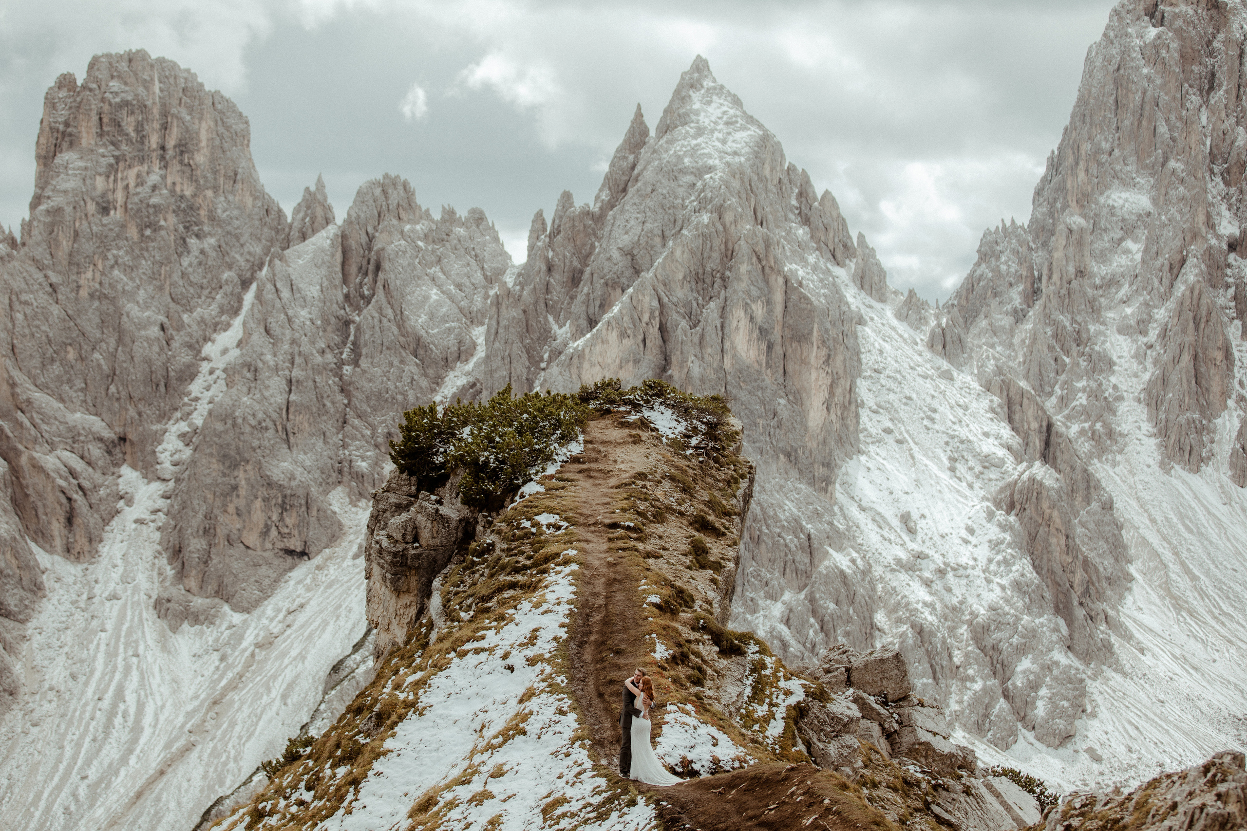 Italian Elopement in the Dolomites. Iceland elopement photo and video | Nikolaichik Photo