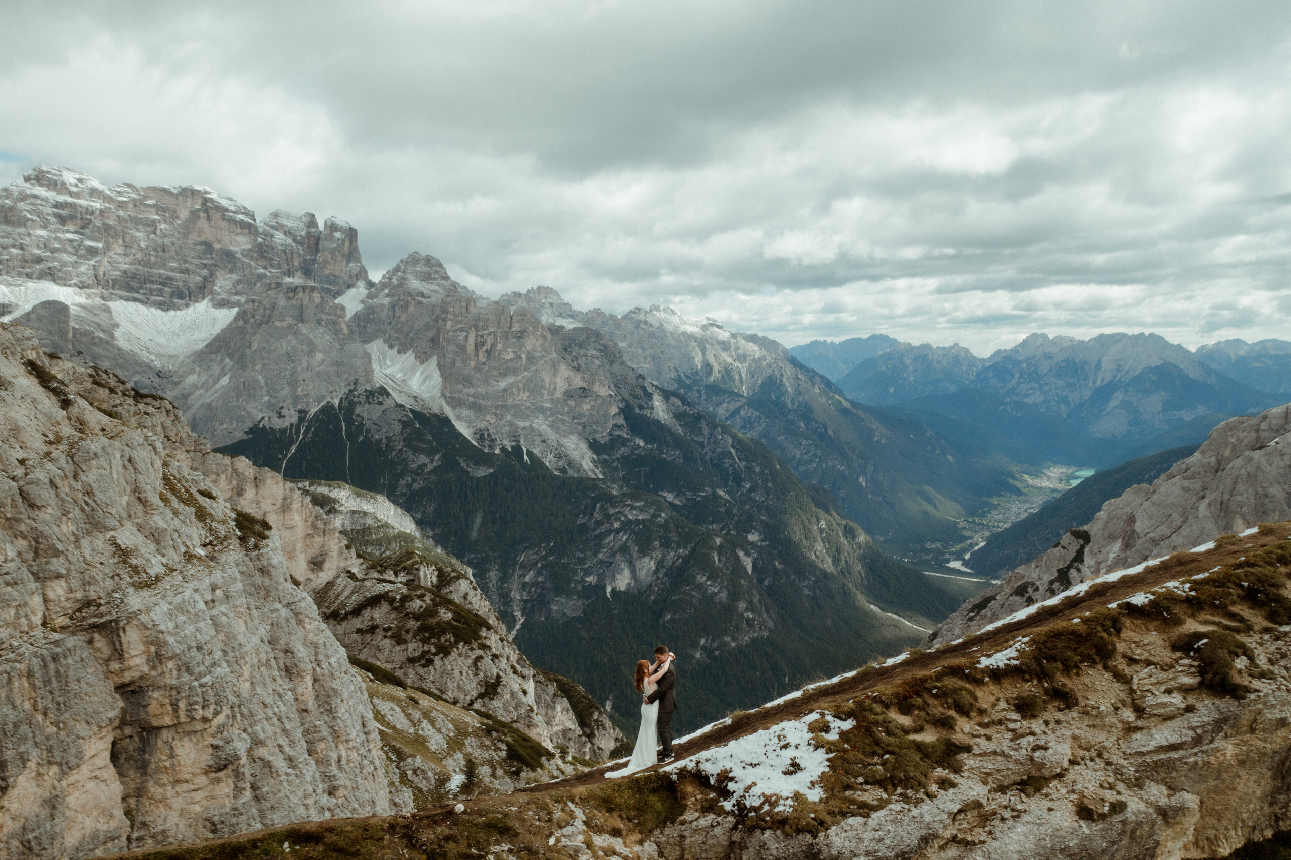 Italian Elopement in the Dolomites. Iceland elopement photo and video | Nikolaichik Photo