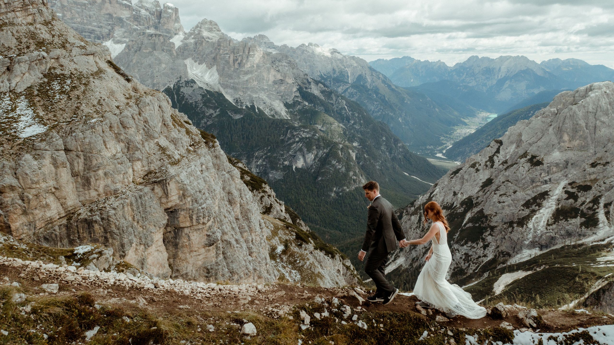 Italian Elopement in the Dolomites. Iceland elopement photo and video | Nikolaichik Photo