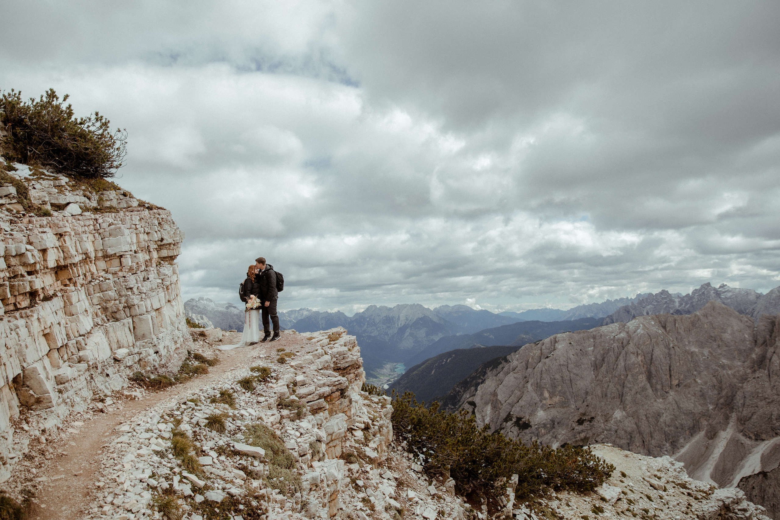 Italian Elopement in the Dolomites. Iceland elopement photo and video | Nikolaichik Photo