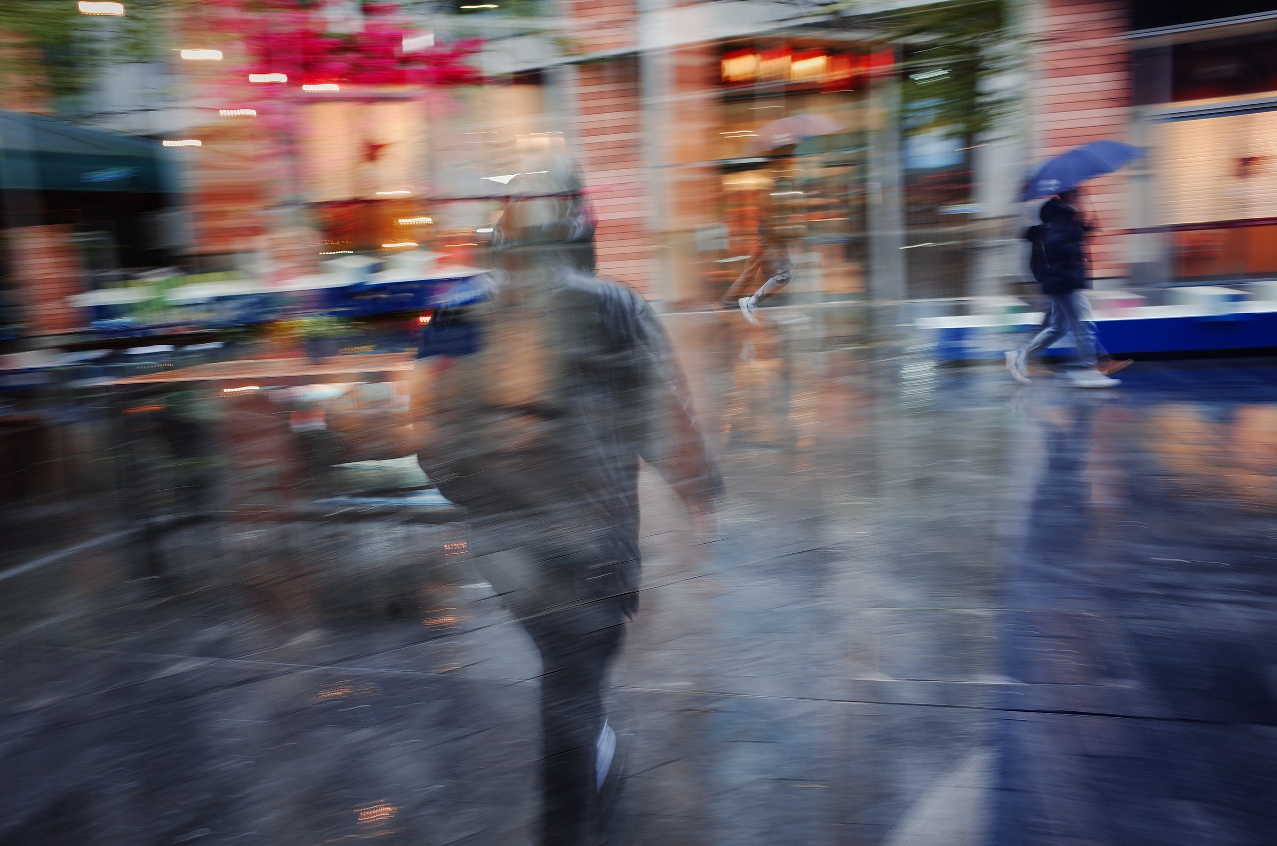 English (not yet summer) rain. Виктория Дини. Арт-фотография