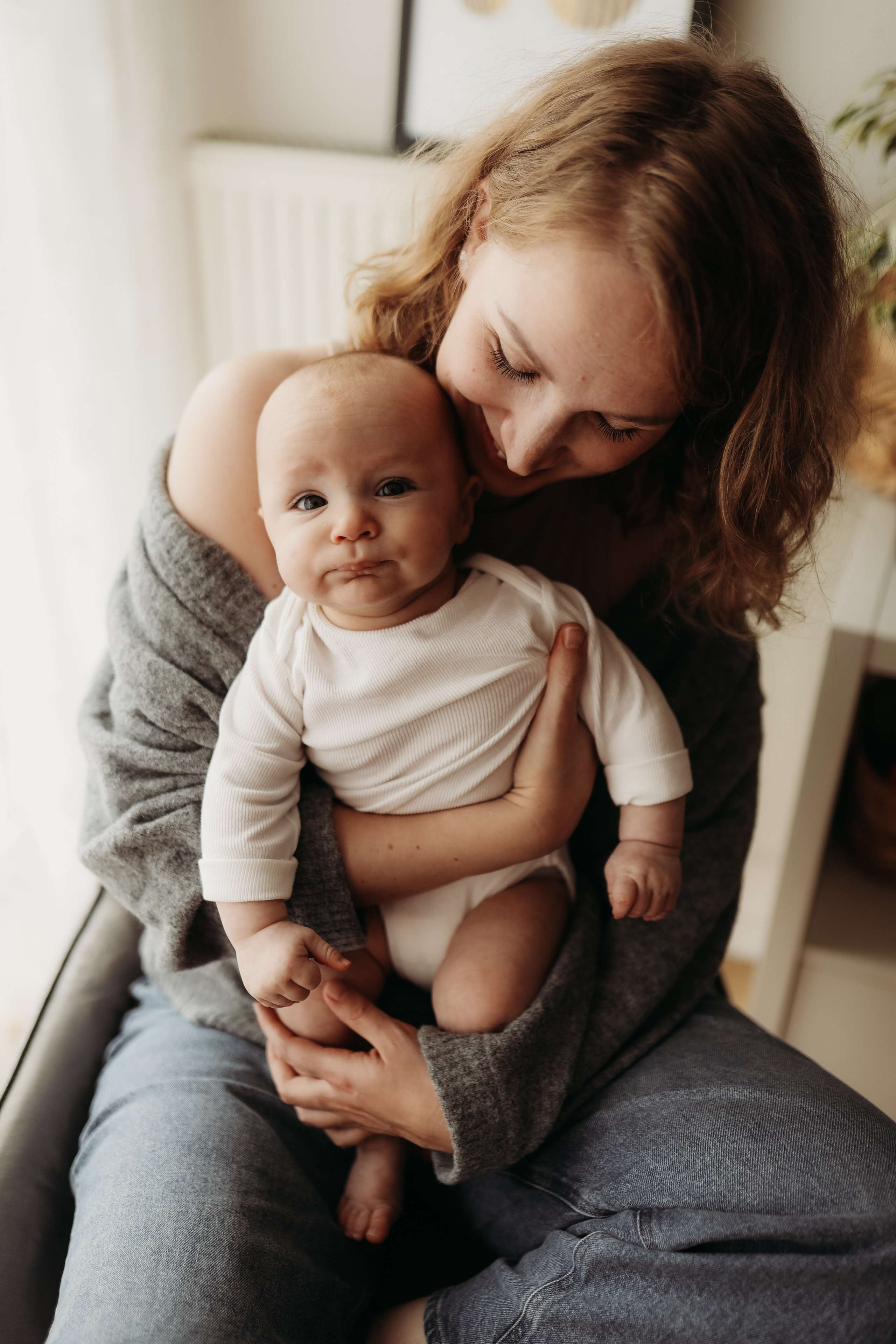 Newborn Fotoshooting ohne Stress?f. Hochzeitsfotograf und Familienfotograf in Neustadt an der Weinstraße, Haßloch, Ludwigshafen, Speyer und Landau - Ekaterina Seoud
