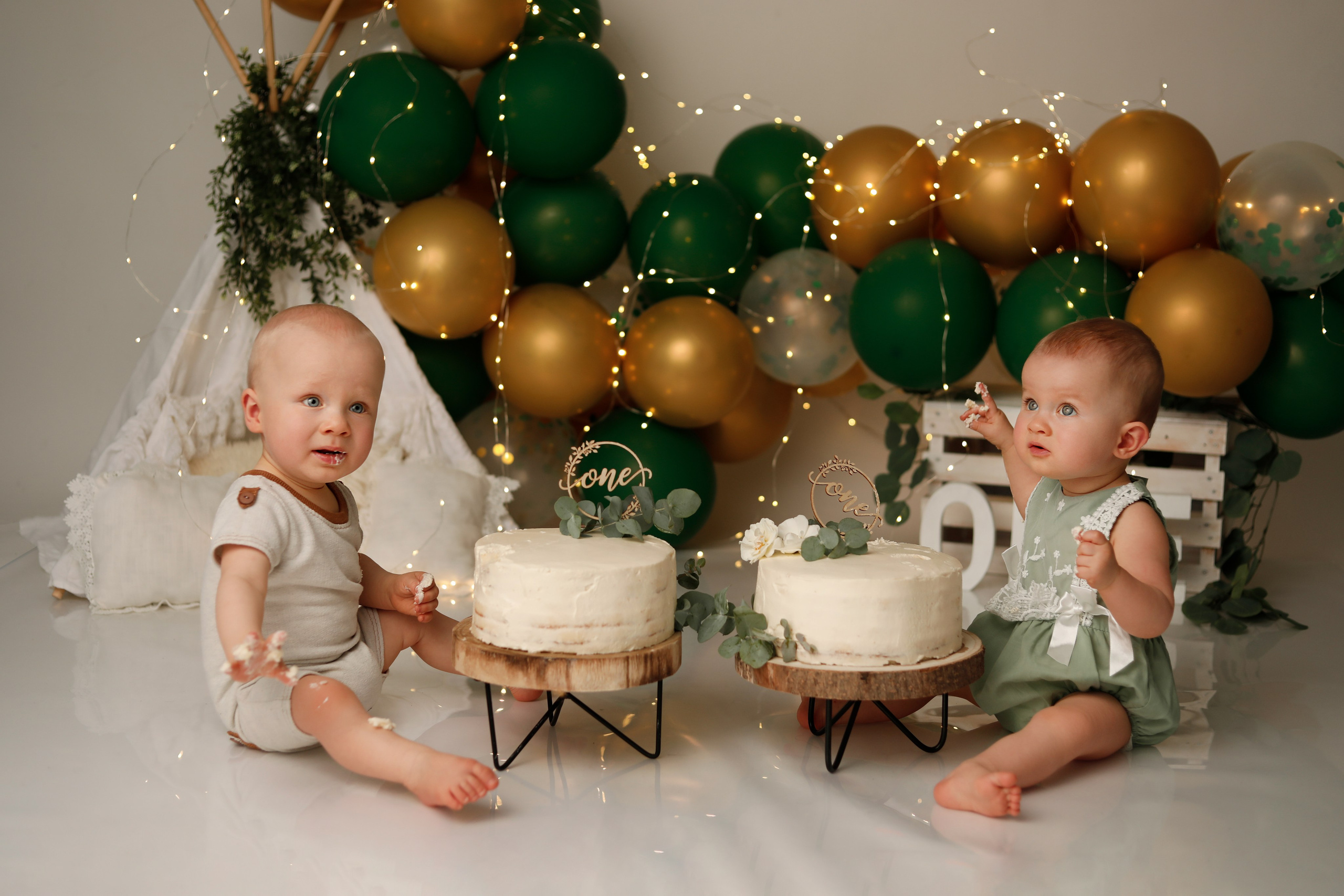 Fotograf Ehingen, Fotograf Bad Waldsee, Fotograf Friedrichshafen, Baby Ulm, Entbindung Ulm, babyfotograf Erbach, Babyfotograf Blabeuren, Babyfotograf Biberach, babyshooting ulm, babyshooting metzingen, babyshooting ehingen, Babybauchshooting, Schwangerschaftsshooting, Babybauchbilder, Babybauchfotografie Ulm, Matmaternity, studiophotography.studiophotoshoot, zwillinge