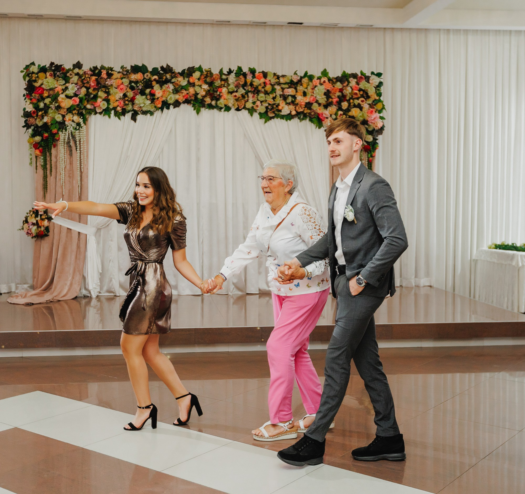 Ecaterina si Bastien. Fotograf și videograf de nuntă R. Moldova, Romania