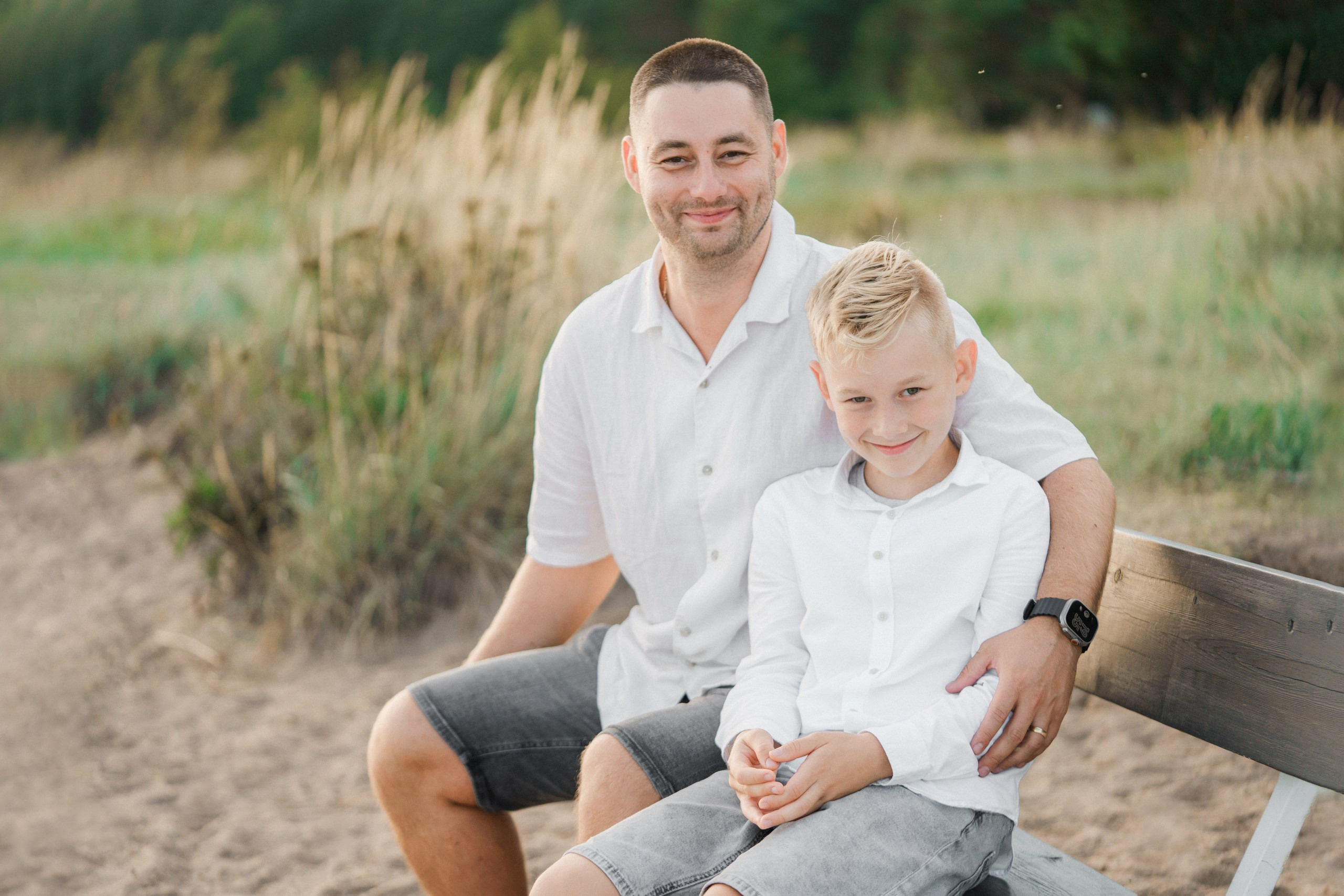 Perhekuvaus meren rannalla | Helsinki