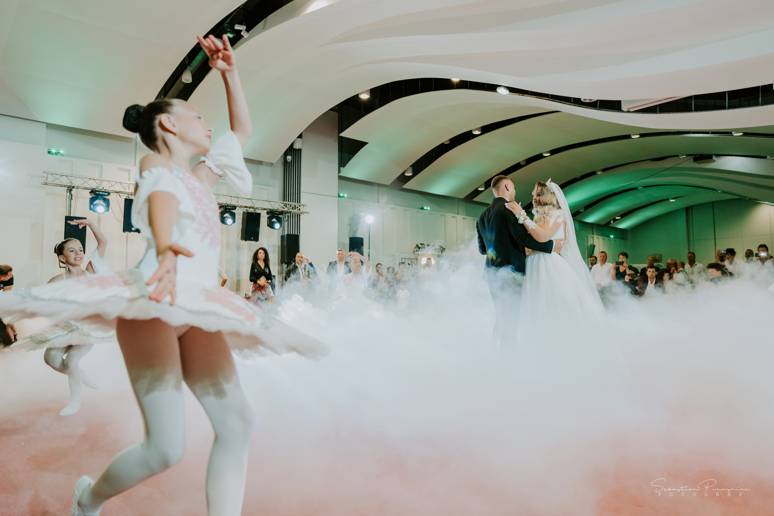 Alexandra & Andrei. Sebastian Purusniuc Fotograf - Iasi