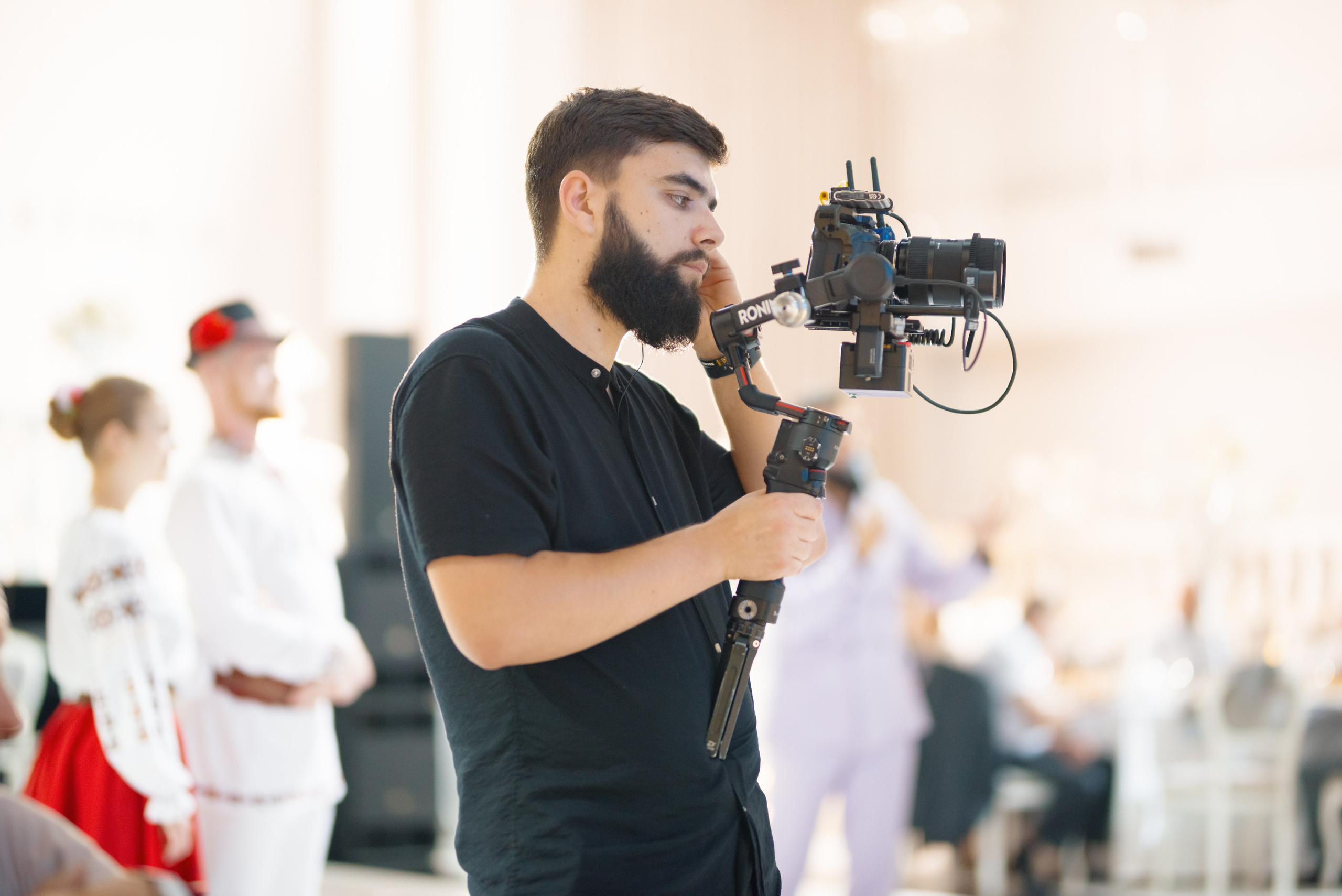 Креативная компания, профессиональная видео фото съемка