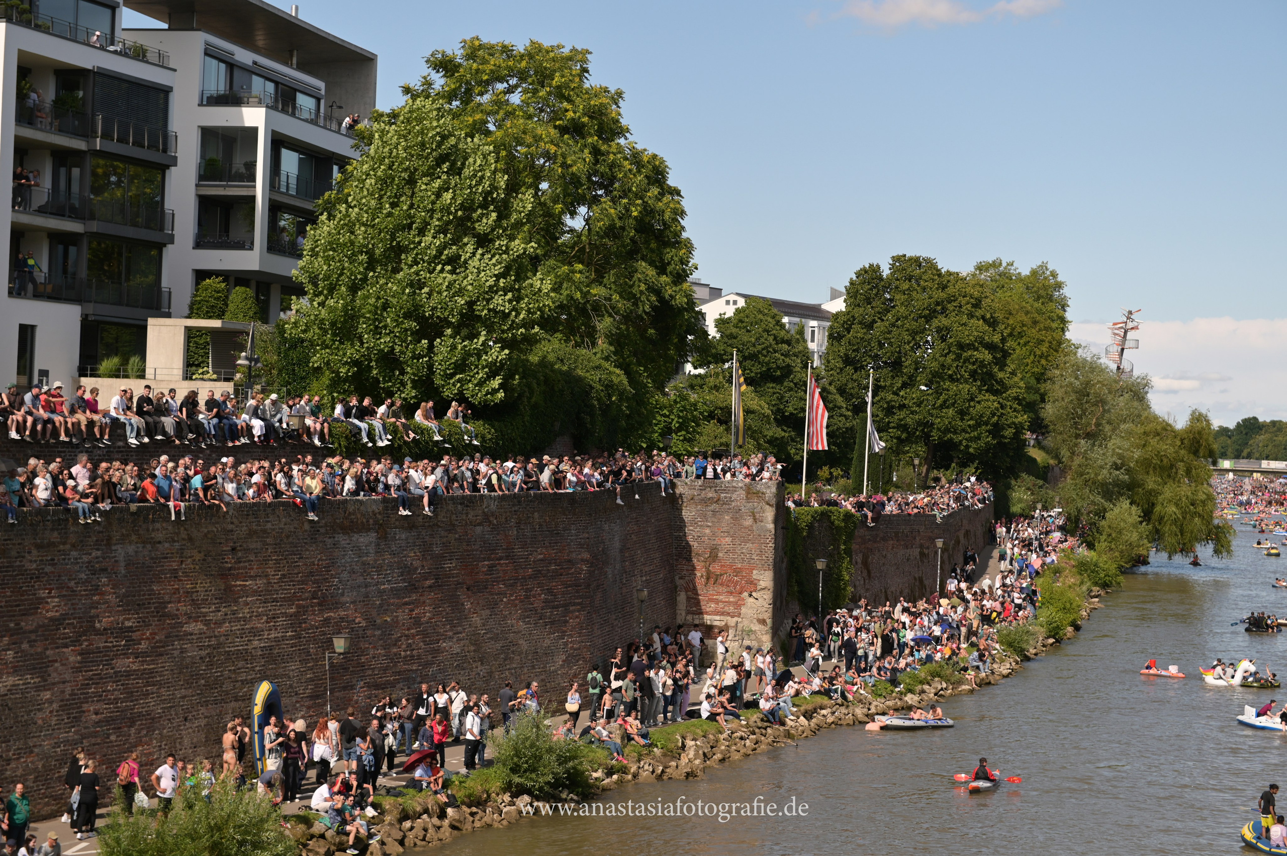 Nabada Ulm 2025. Newbornfotograf Kinderfotograf Ulm Familienfotograf Anastasia Neu-Ulm